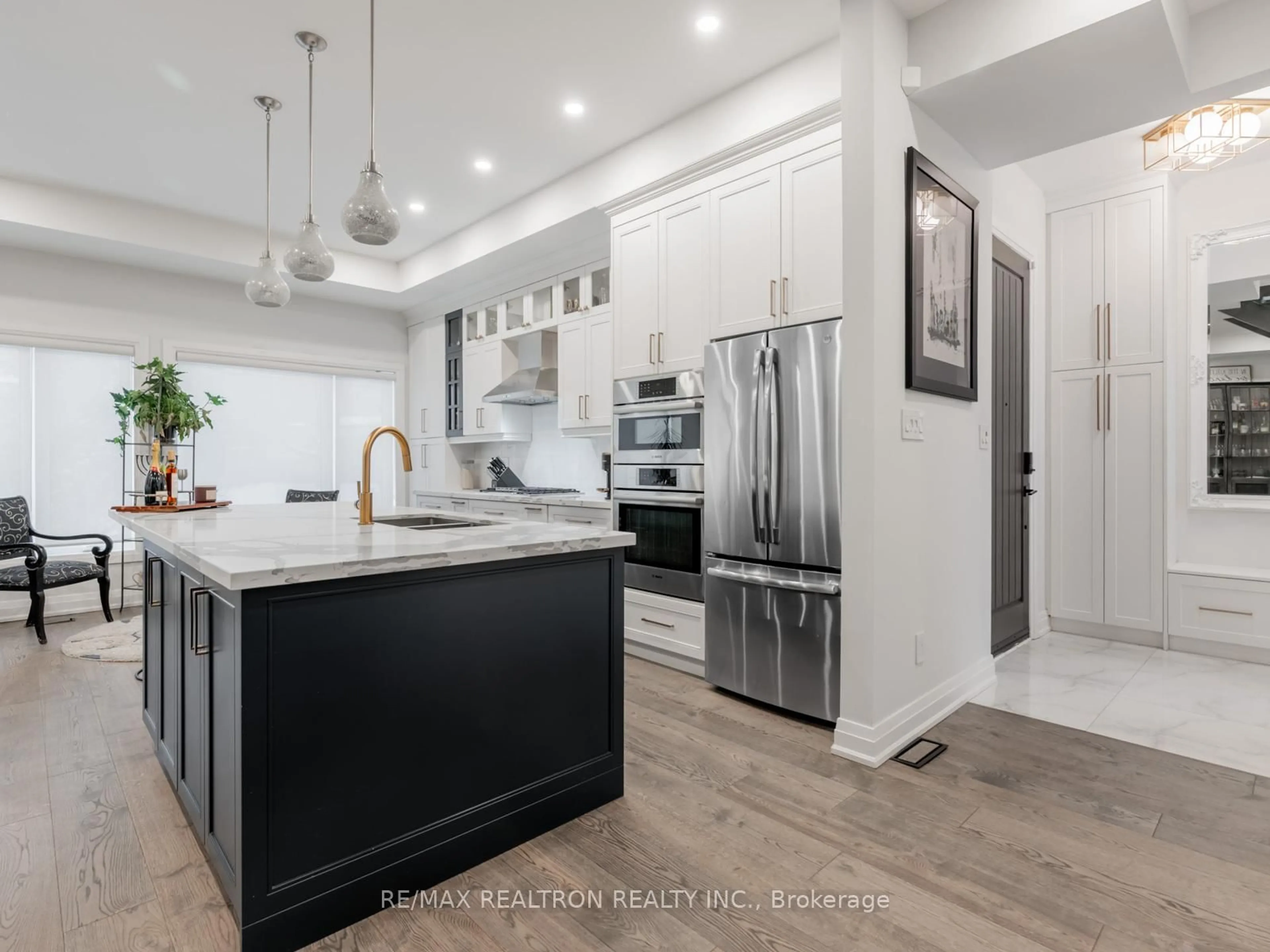 Open concept kitchen, unknown for 18 Carscadden Dr, Toronto Ontario M2R 2A7