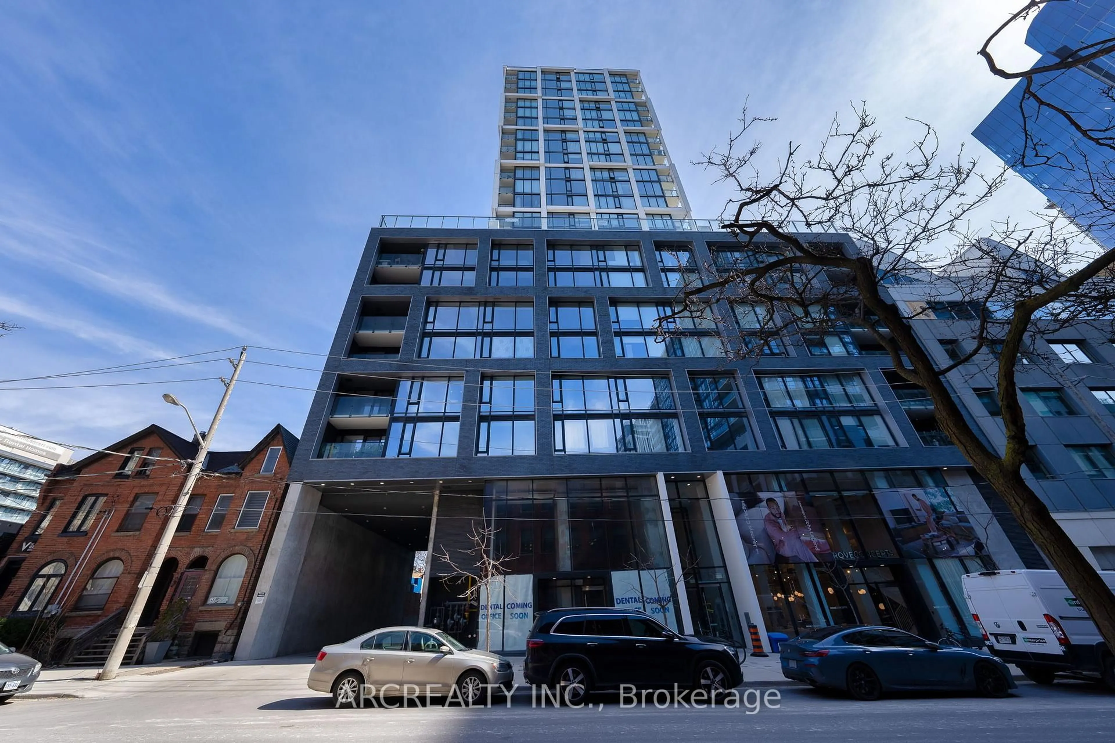 Indoor foyer for 55 Ontario St #1709, Toronto Ontario M5A 0N8