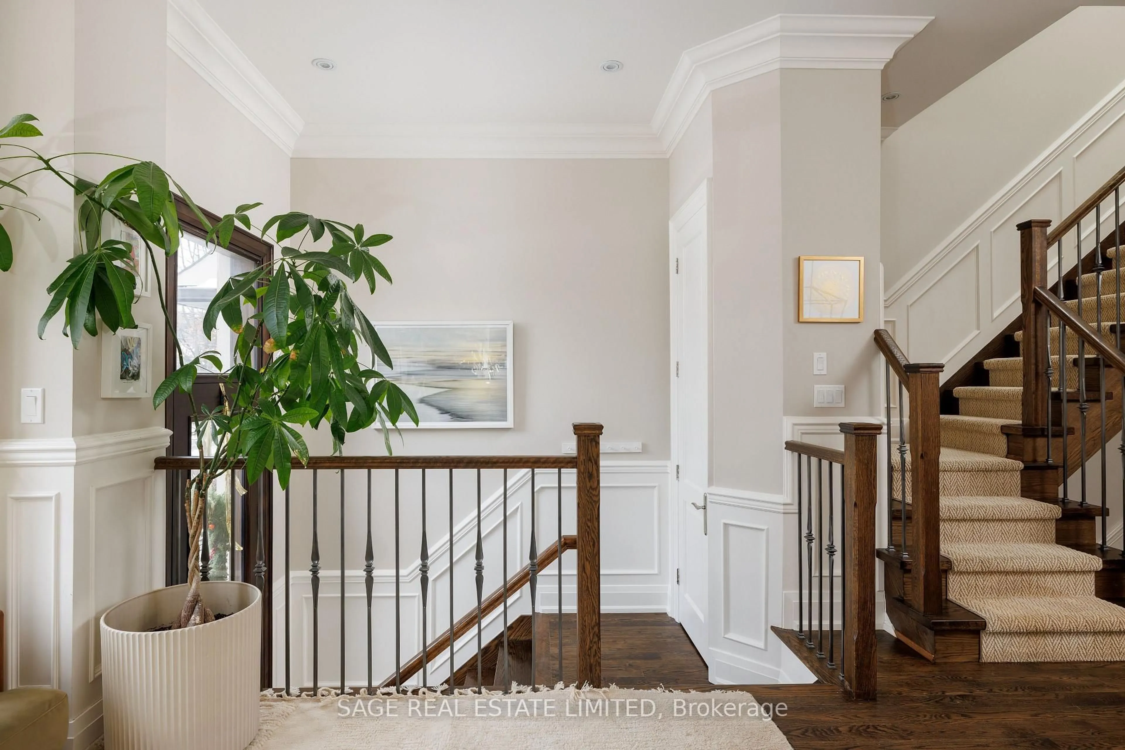 Indoor entryway for 228 Deloraine Ave, Toronto Ontario M5M 2B3