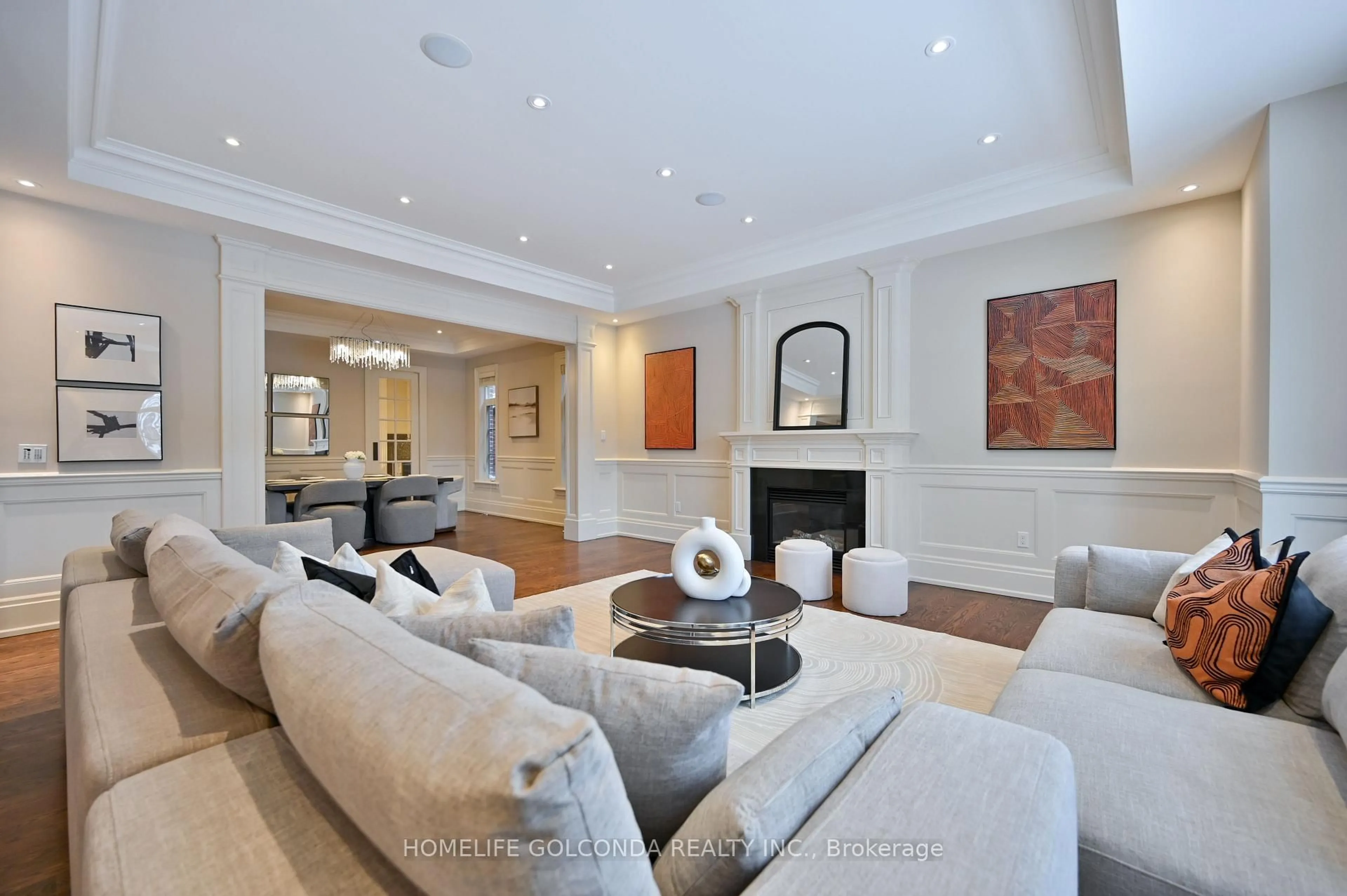 Living room with furniture, unknown for 272 Byng Ave, Toronto Ontario M2N 4L3