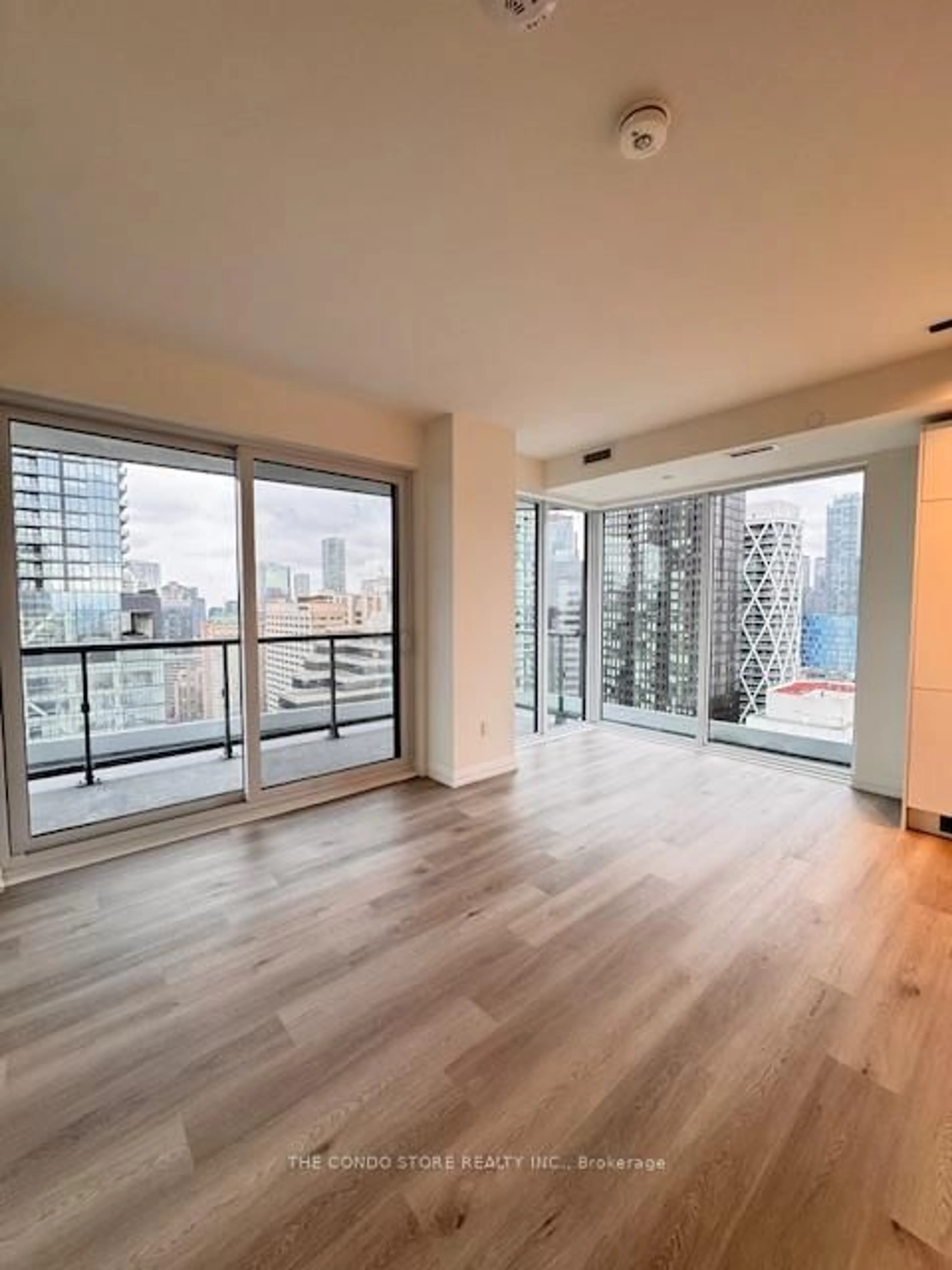 A pic of a room for 280 Dundas St #2705, Toronto Ontario M5T 1G2