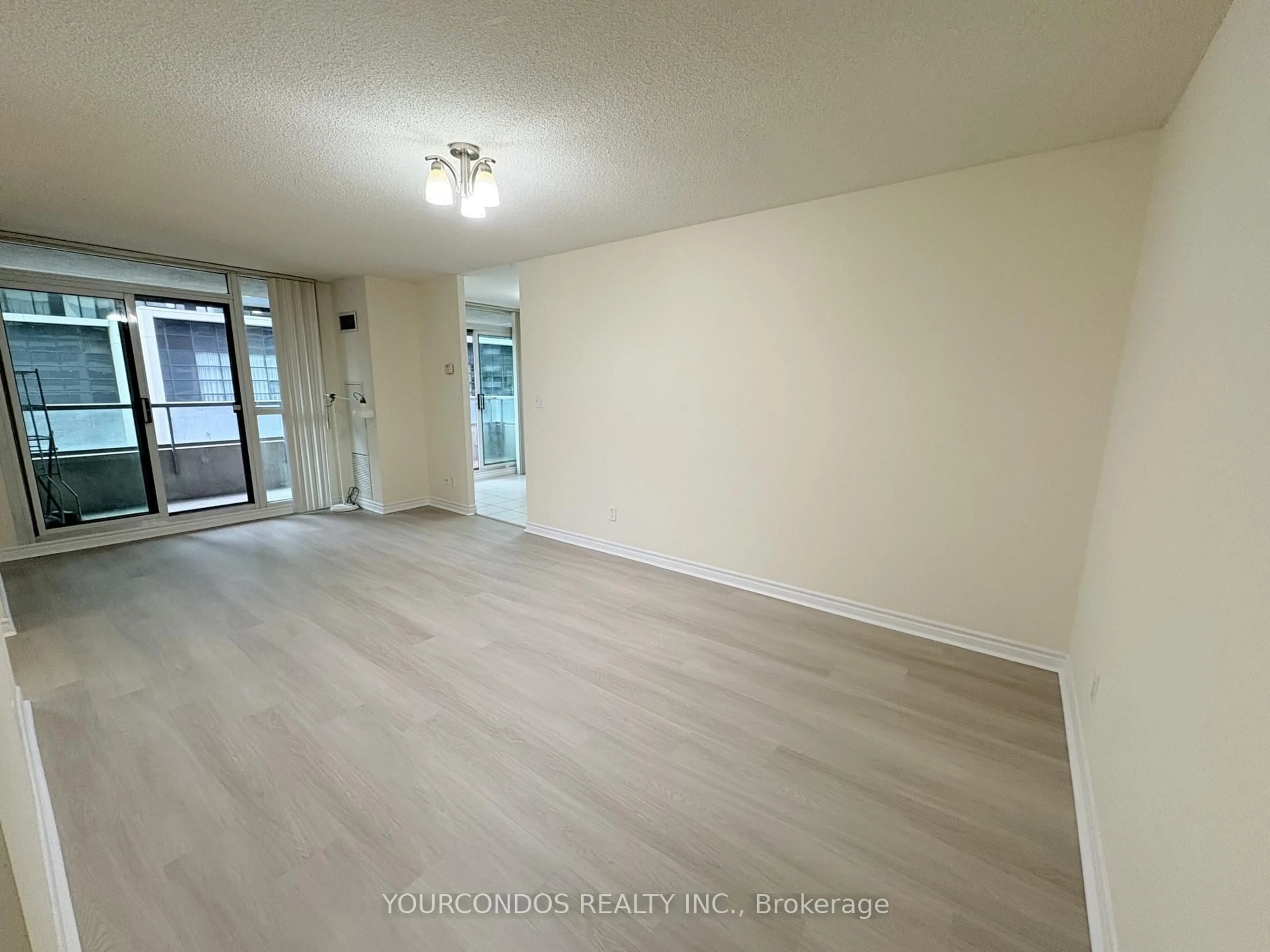 A pic of a room for 18 Spring Garden Ave #802, Toronto Ontario M2N 7M2