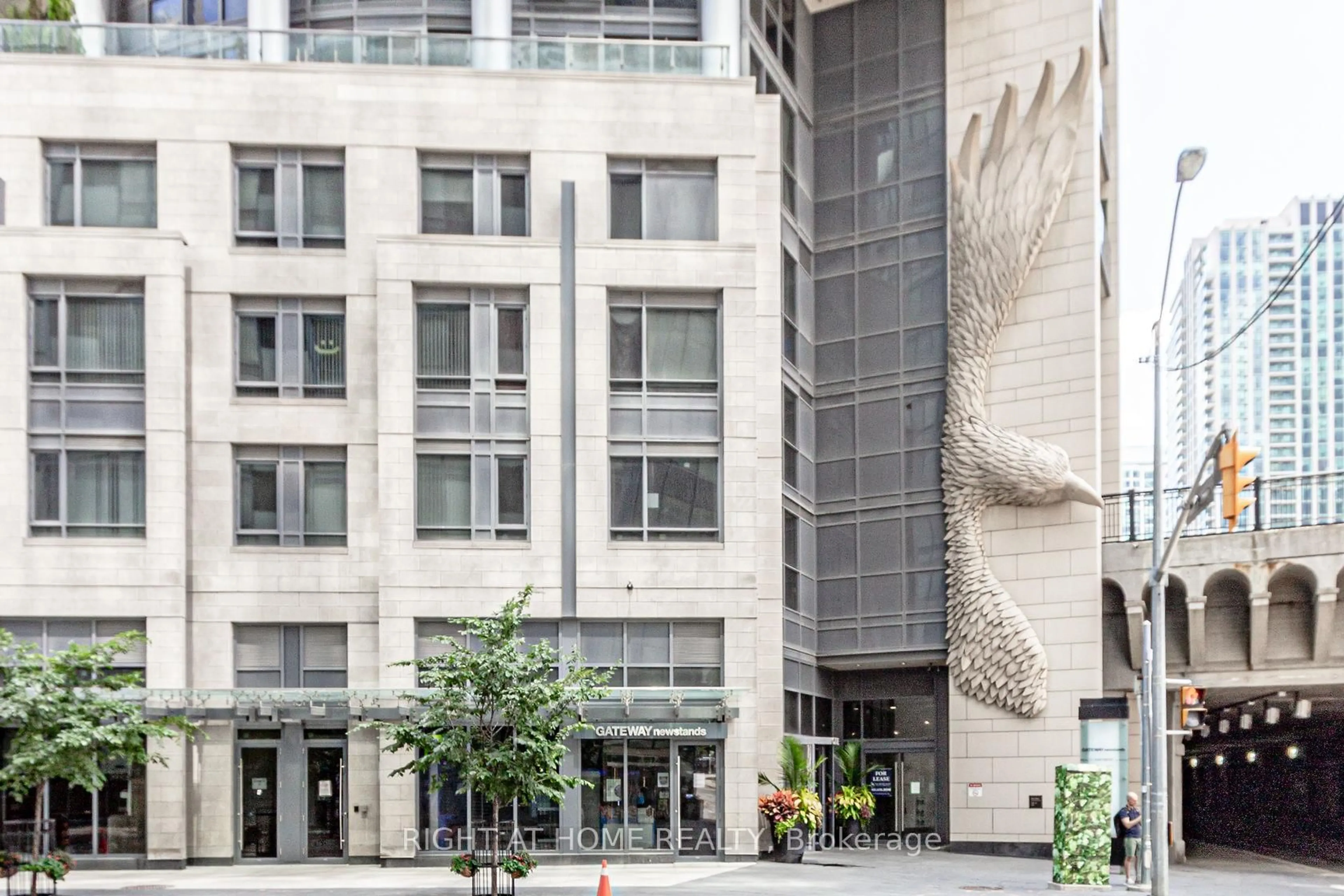 Lobby for 1 The Esplanade #301, Toronto Ontario M5E 0A8