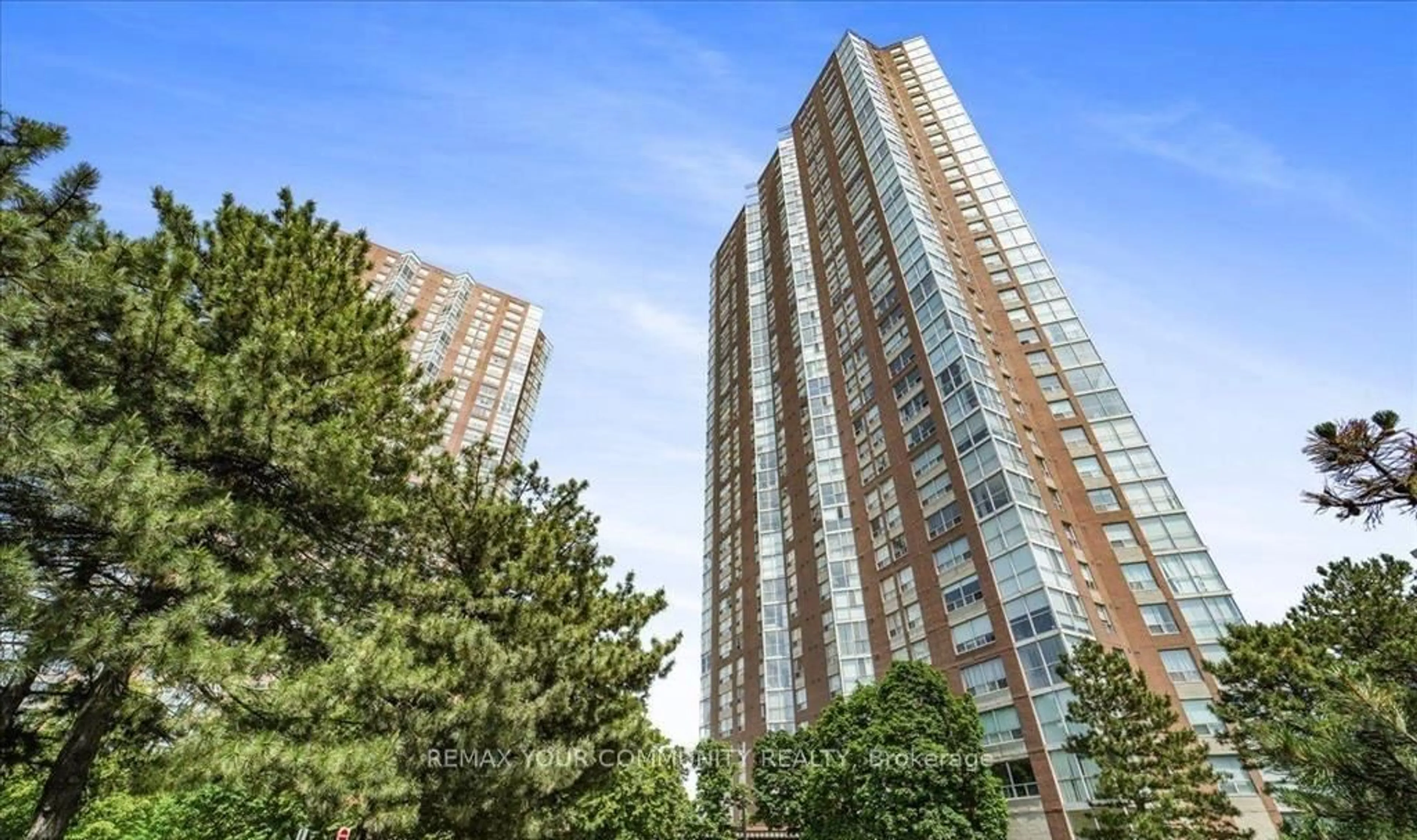 Unknown for 5 Concorde Pl #210, Toronto Ontario M3C 3M8