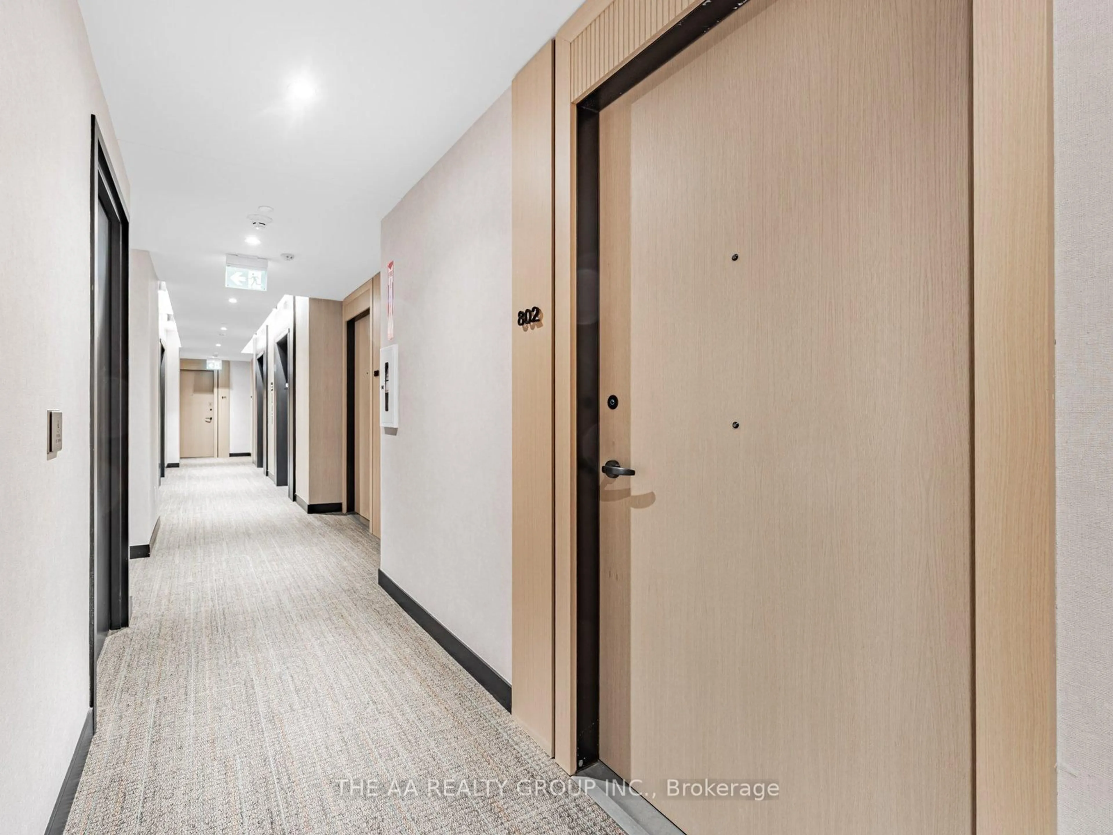 Indoor foyer for 89 Church St #802, Toronto Ontario M9N 1N4