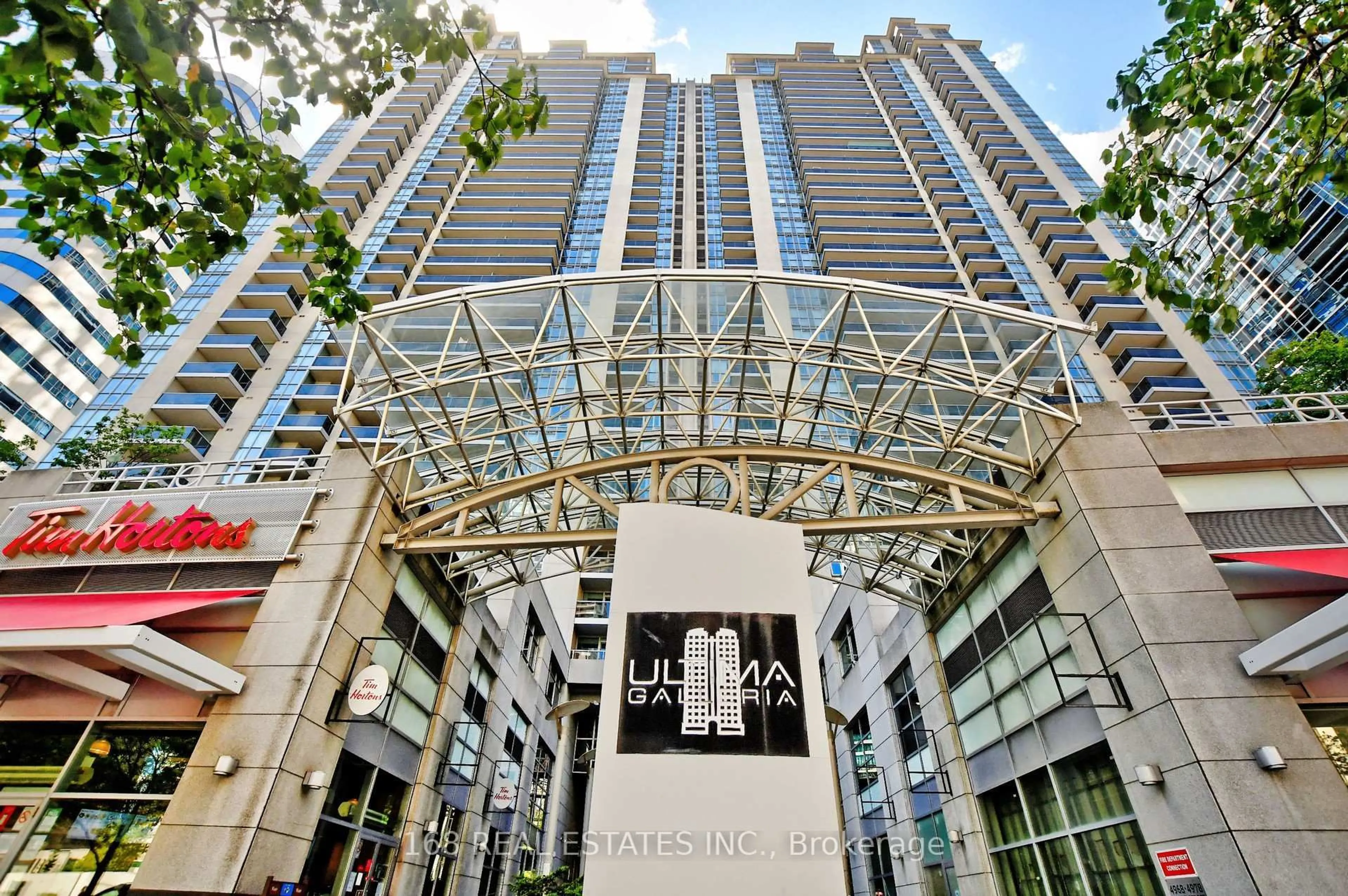 Indoor foyer for 4978 Yonge St #1202, Toronto Ontario M2N 7G8