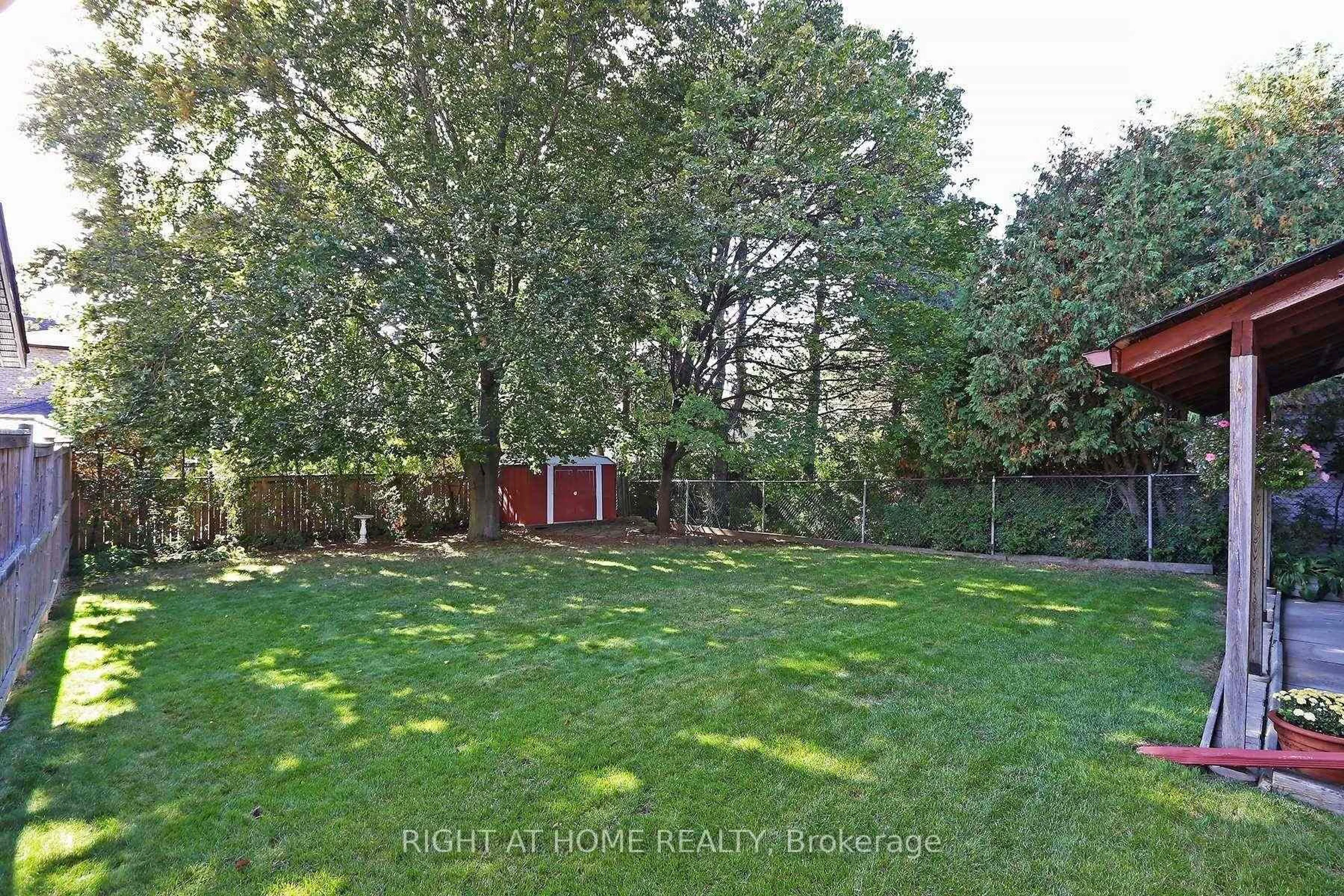A pic from outside/outdoor area/front of a property/back of a property/a pic from drone, forest/trees view for 201 Johnston Ave, Toronto Ontario M2N 1H4