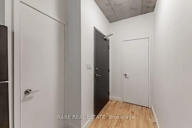 42 Camden St #302, Toronto 5