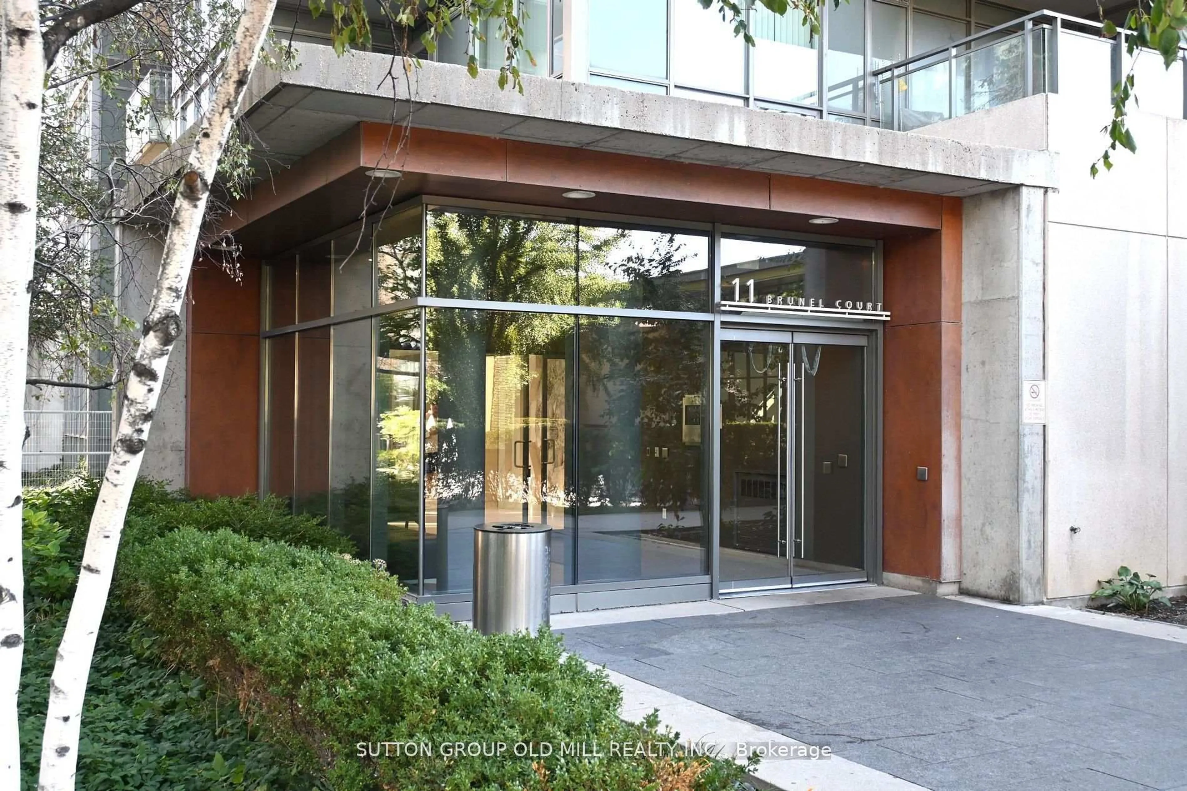 Indoor foyer for 11 Brunel Crt #3610, Toronto Ontario M5V 3Y3