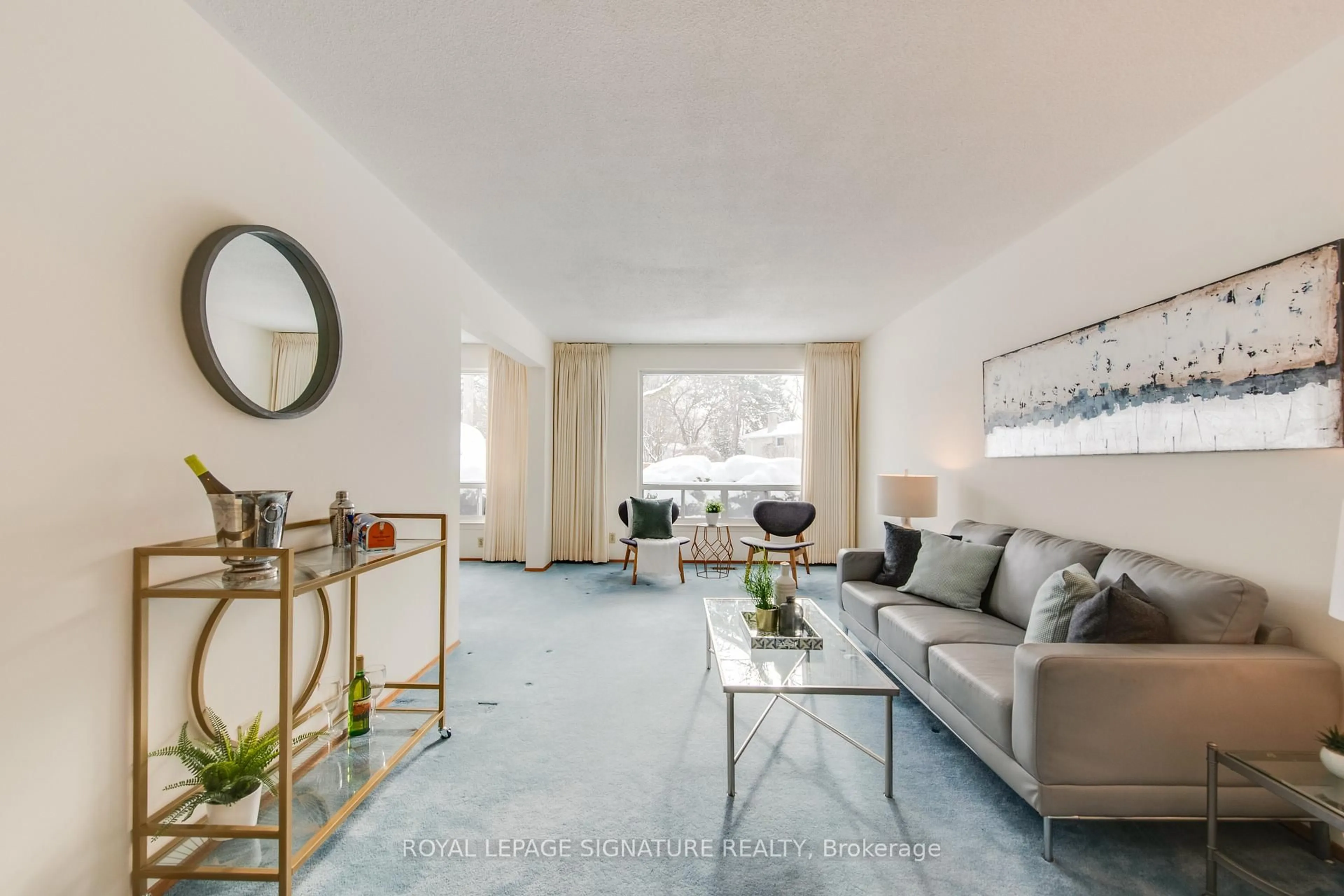 Living room with furniture, unknown for 22 Bellbury Cres, Toronto Ontario M2J 2J8