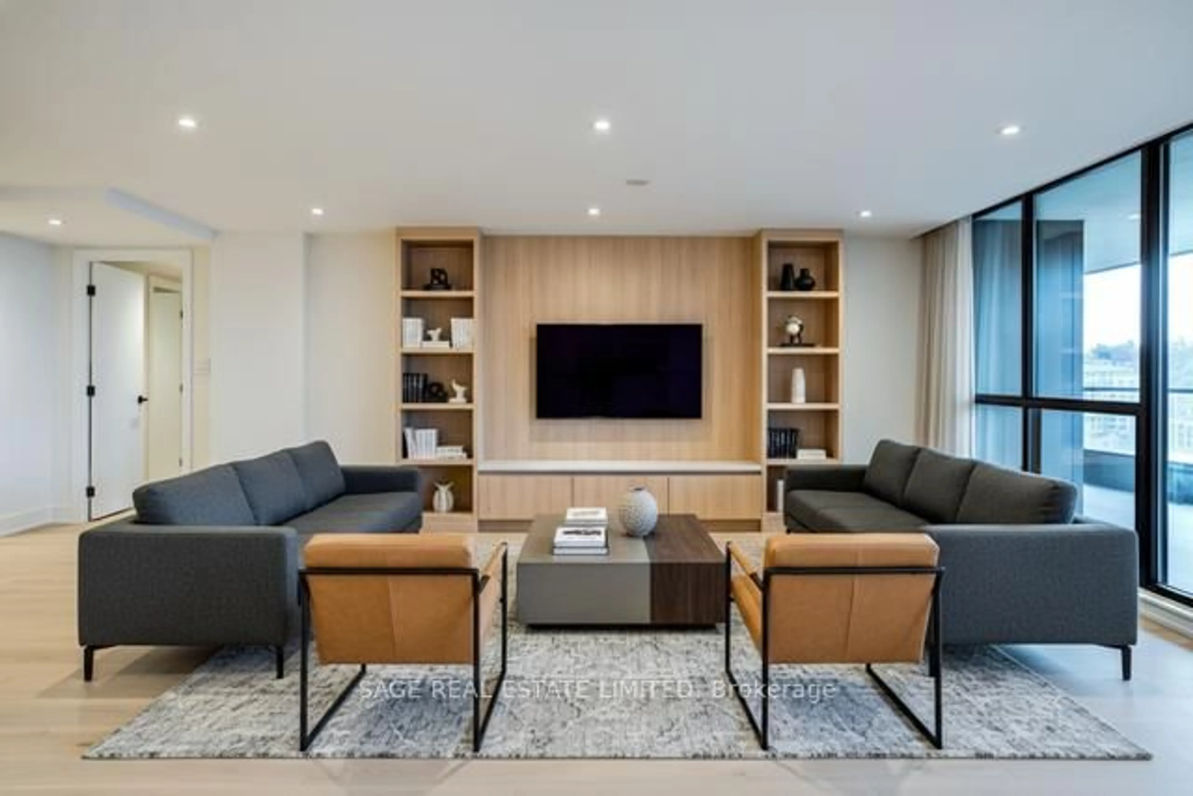 Living room with furniture, unknown for 3900 Yonge St #903, Toronto Ontario M4N 3N6