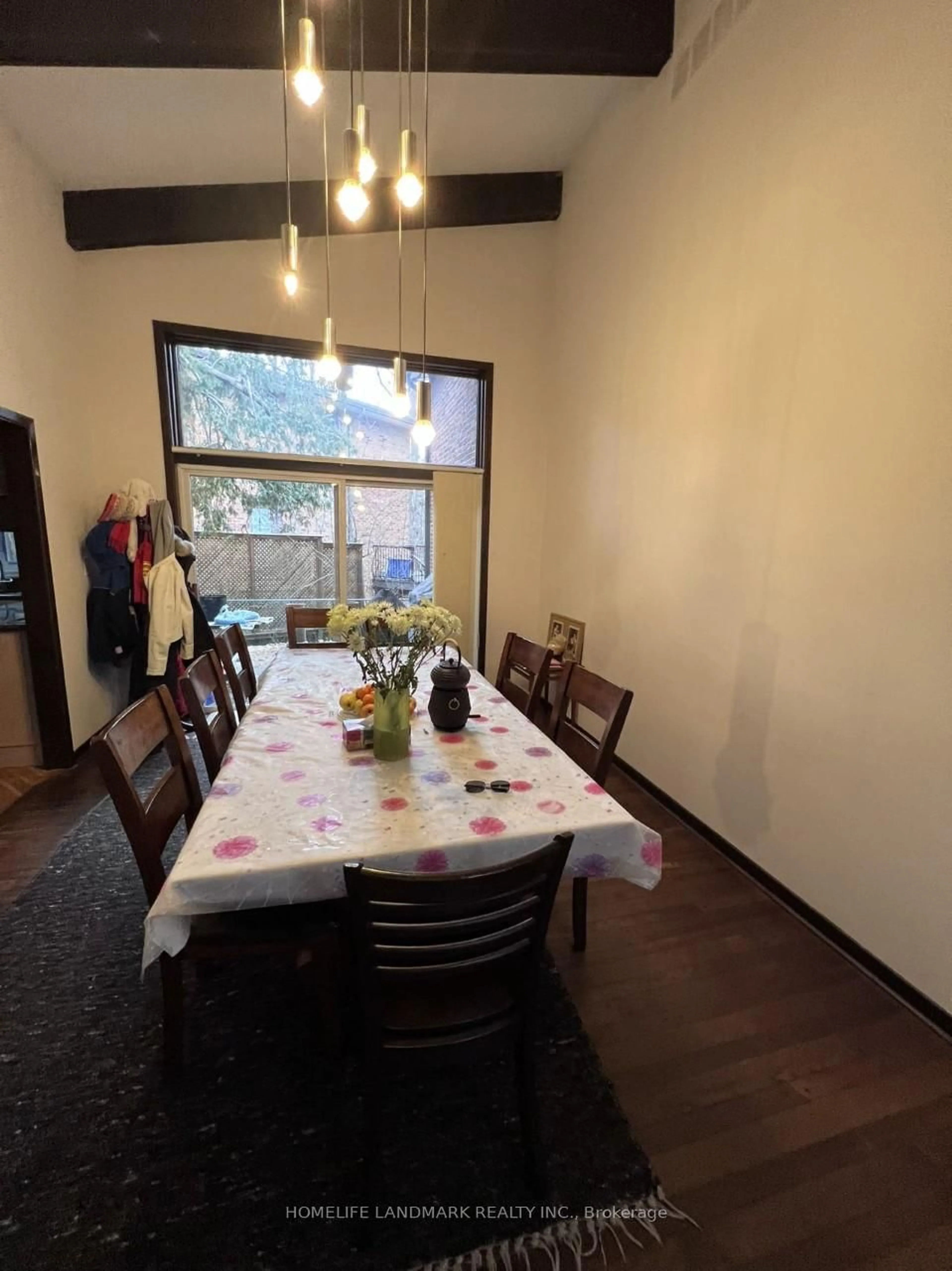 Dining room, floor is not visible for 2 Craigmont Dr, Toronto Ontario M2H 1C5