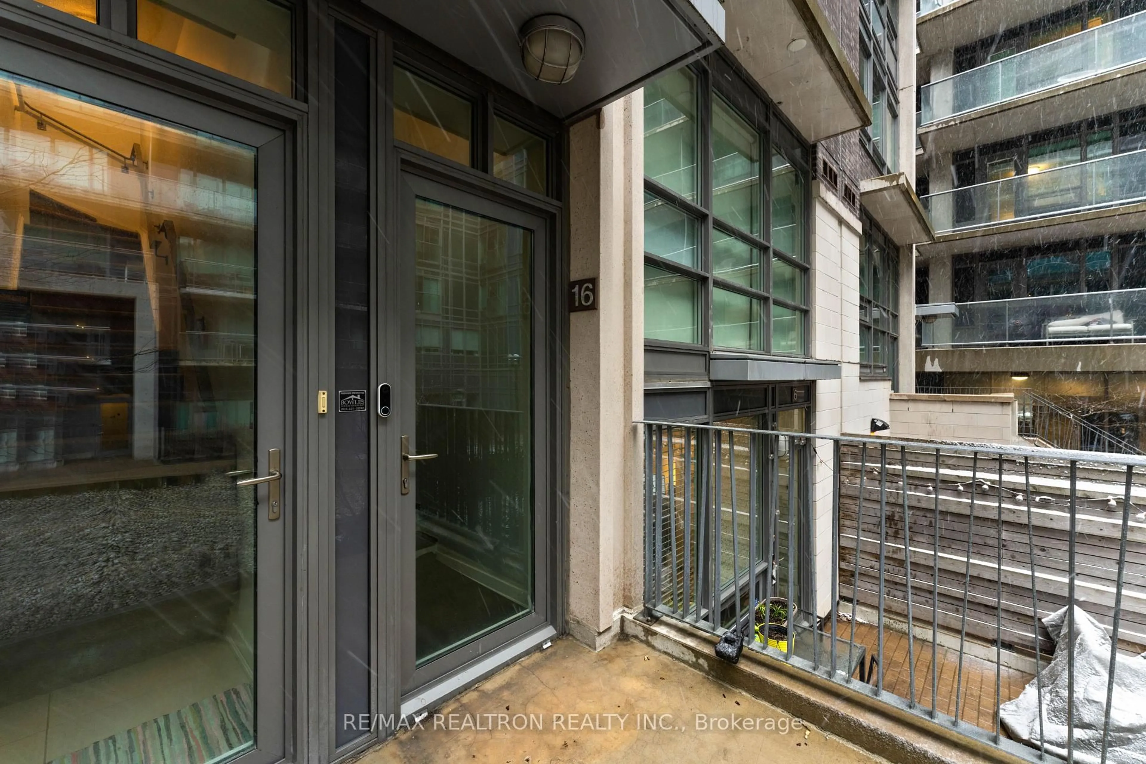 Unknown for 57 East Liberty St #Th16, Toronto Ontario M6K 3P5