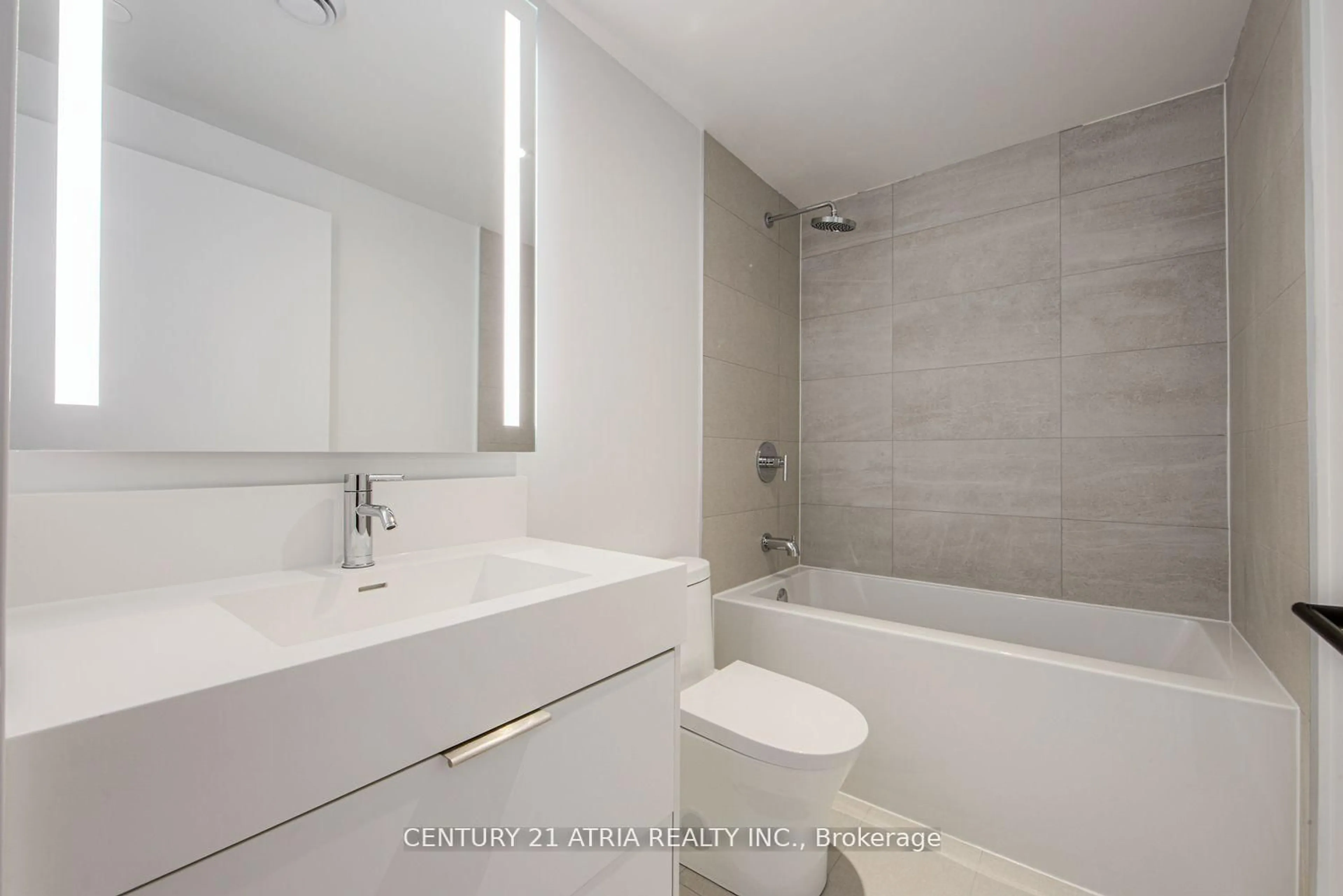 Standard bathroom, ceramic/tile floor for 308 Jarvis St #511, Toronto Ontario M5B 0E3