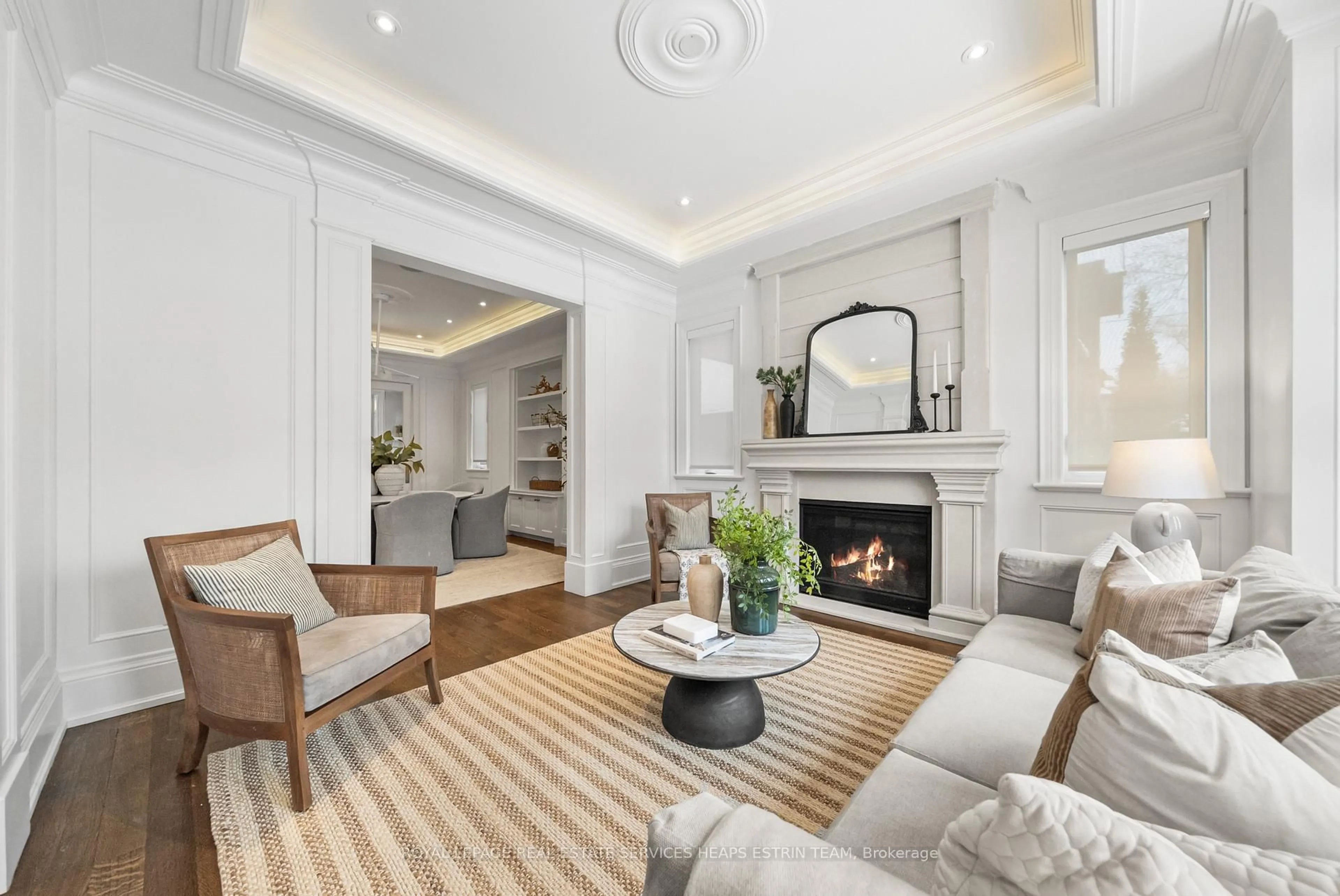 Living room with furniture, unknown for 237 St Leonard's Ave, Toronto Ontario M4N 1K9