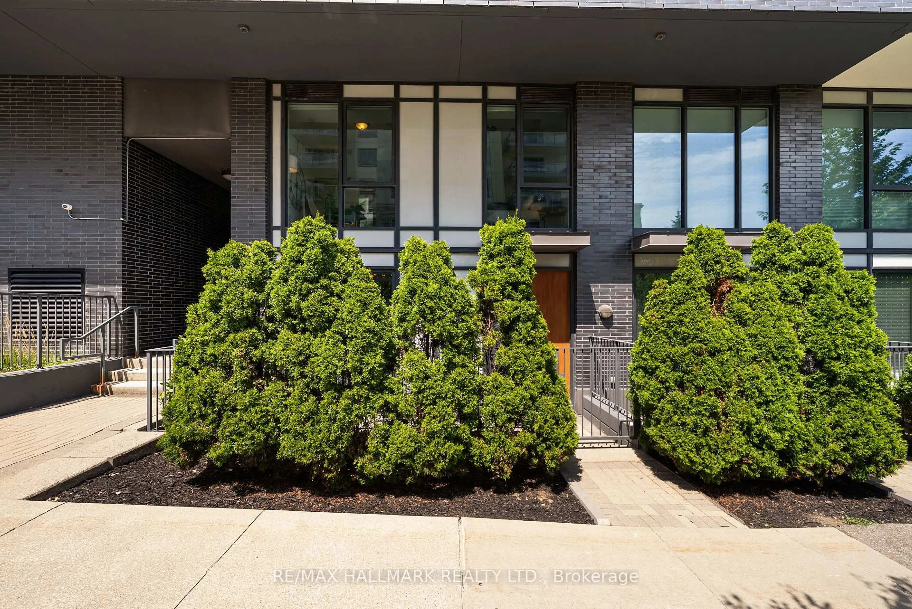 Unknown for 18 Rean Dr #TH3, Toronto Ontario M2K 0C7