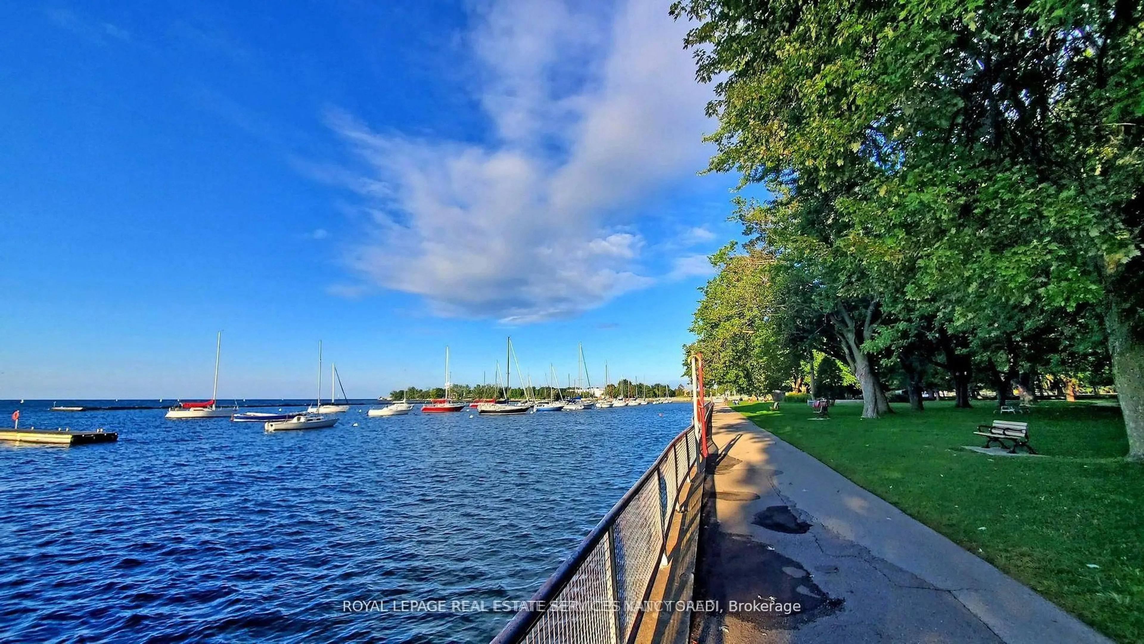 Patio, water/lake/river/ocean view for 628 Fleet St #PH01, Toronto Ontario M5V 1A8