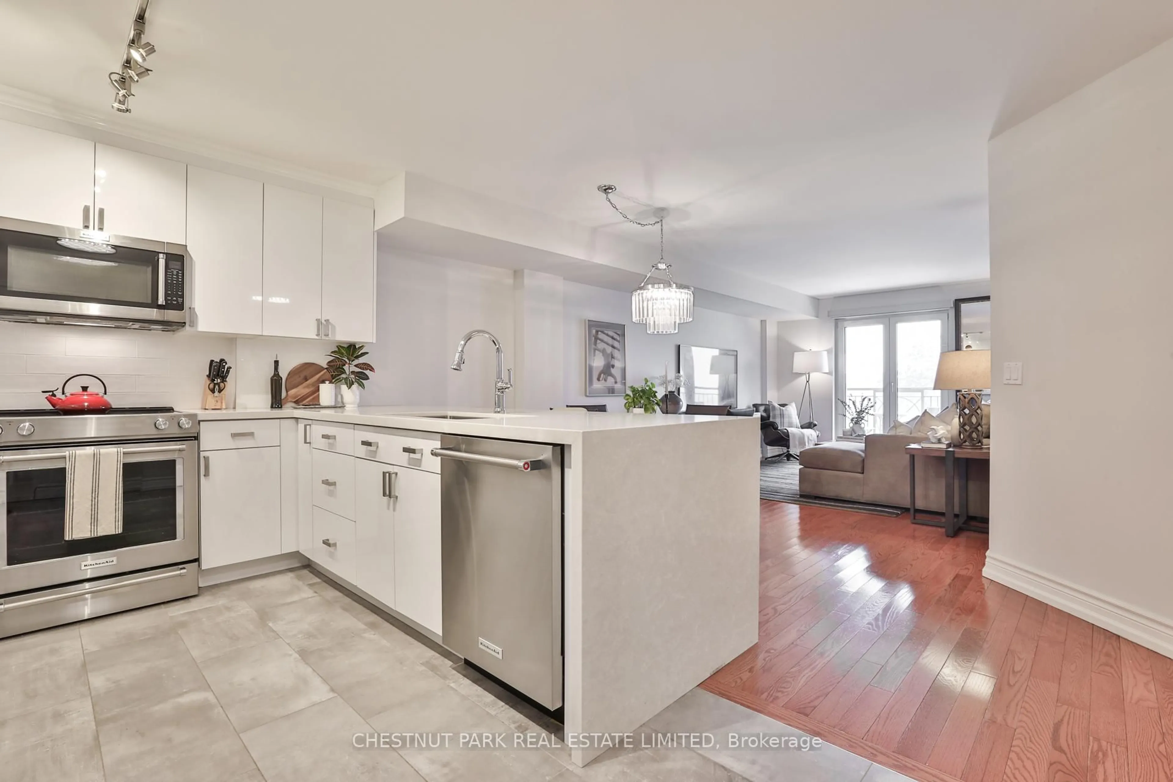 Open concept kitchen, unknown for 1 Balmoral Ave #716, Toronto Ontario M4V 3B9