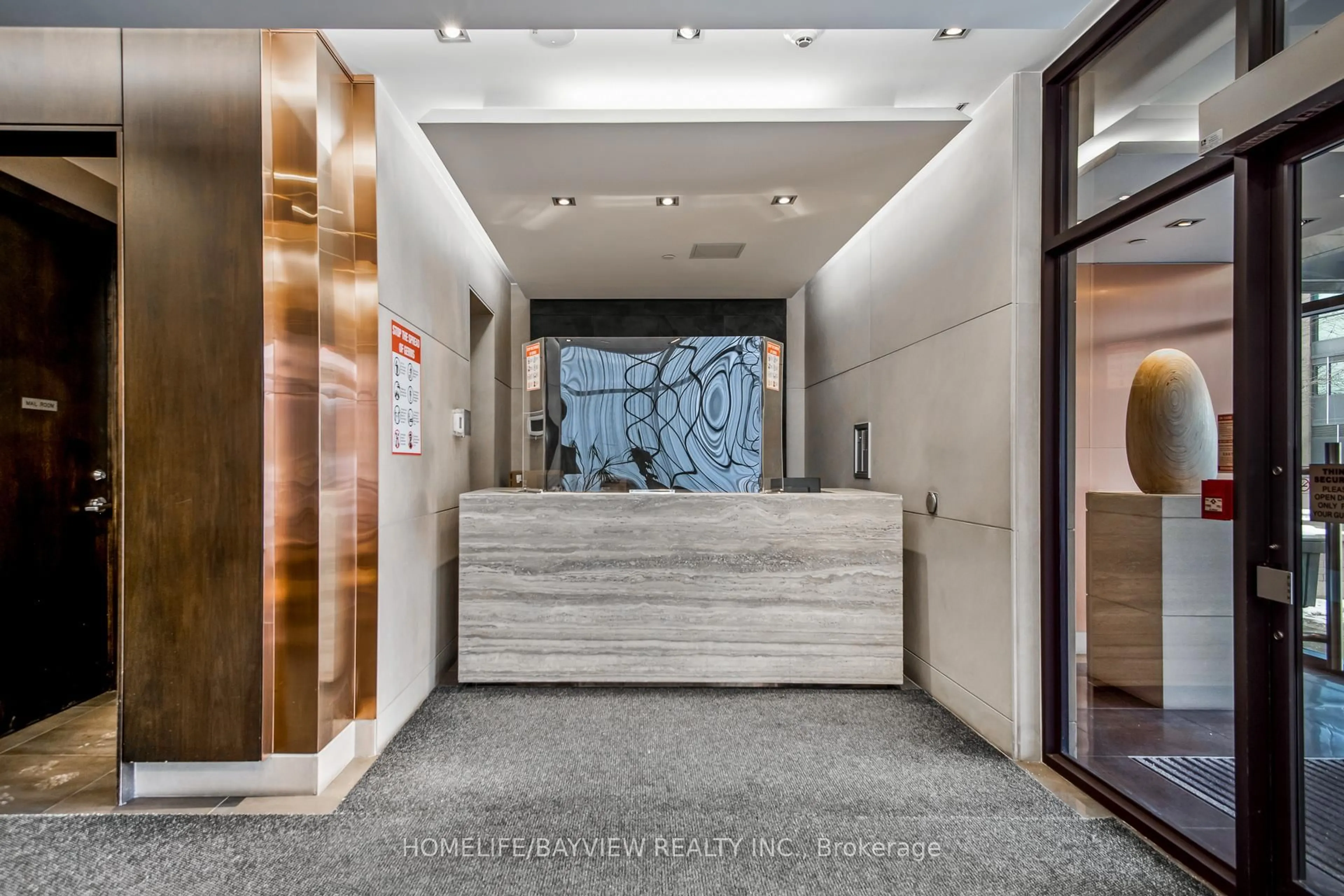 Lobby for 85 The Donway #708, Toronto Ontario M3C 0L9