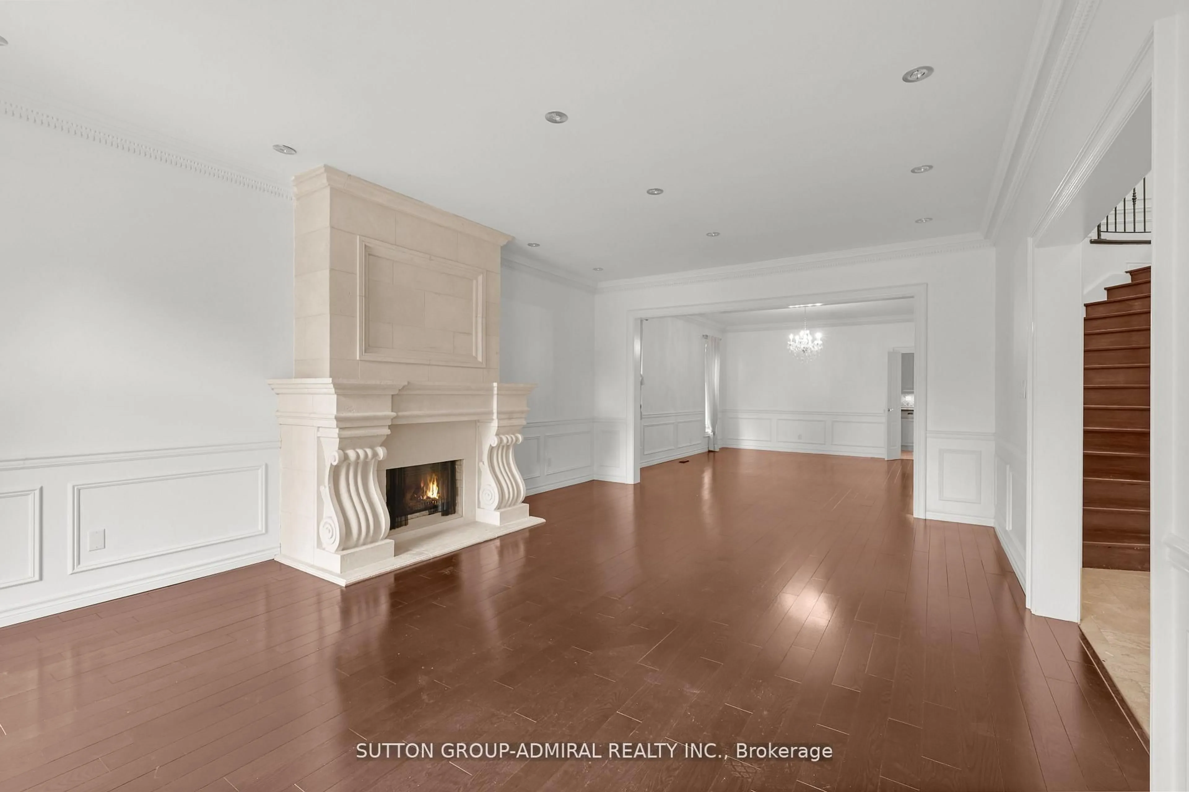 A pic of a room for 48 Berkindale Dr, Toronto Ontario M2L 1Z8