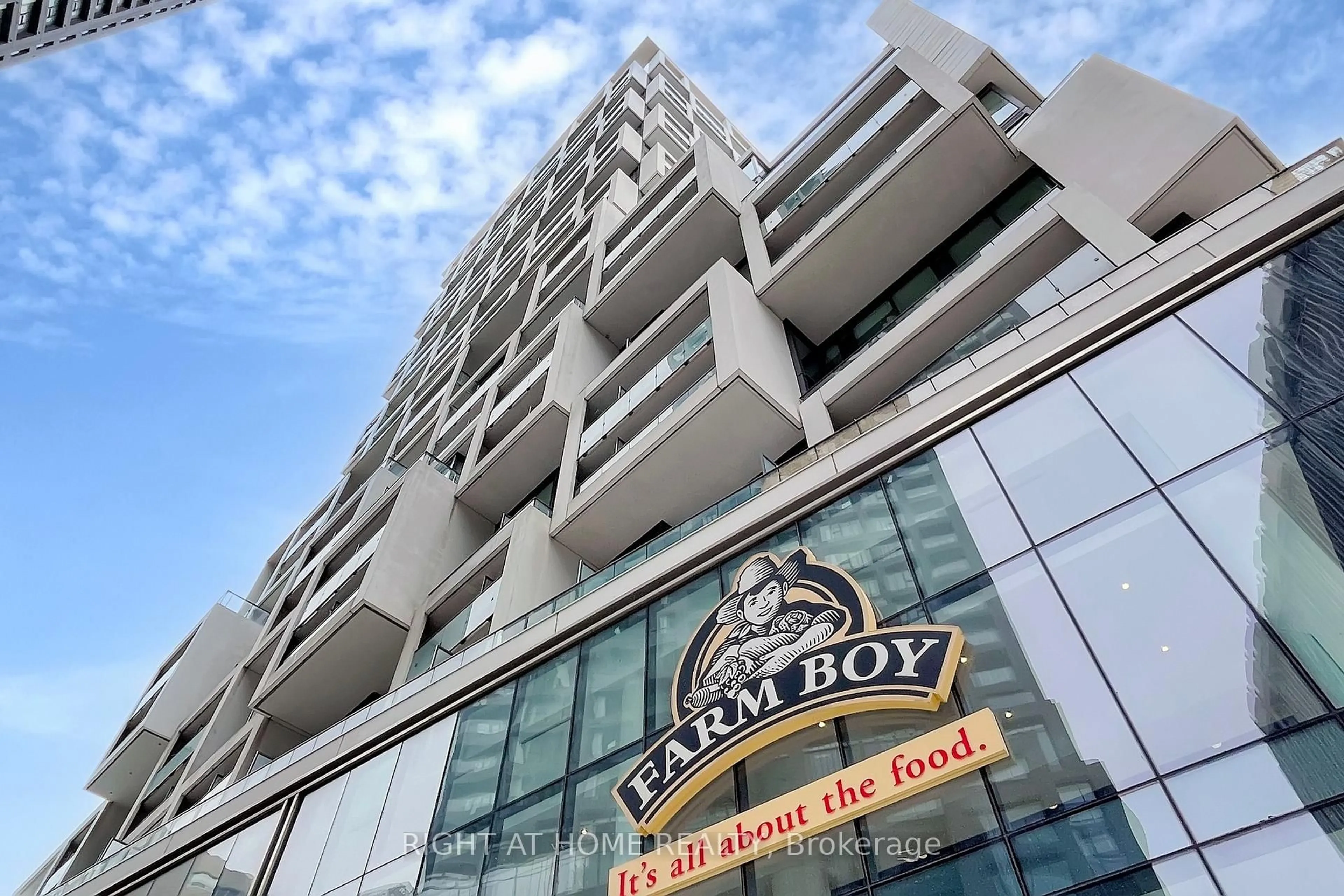 Lobby for 5 Soudan Ave #905, Toronto Ontario M4S 0B1