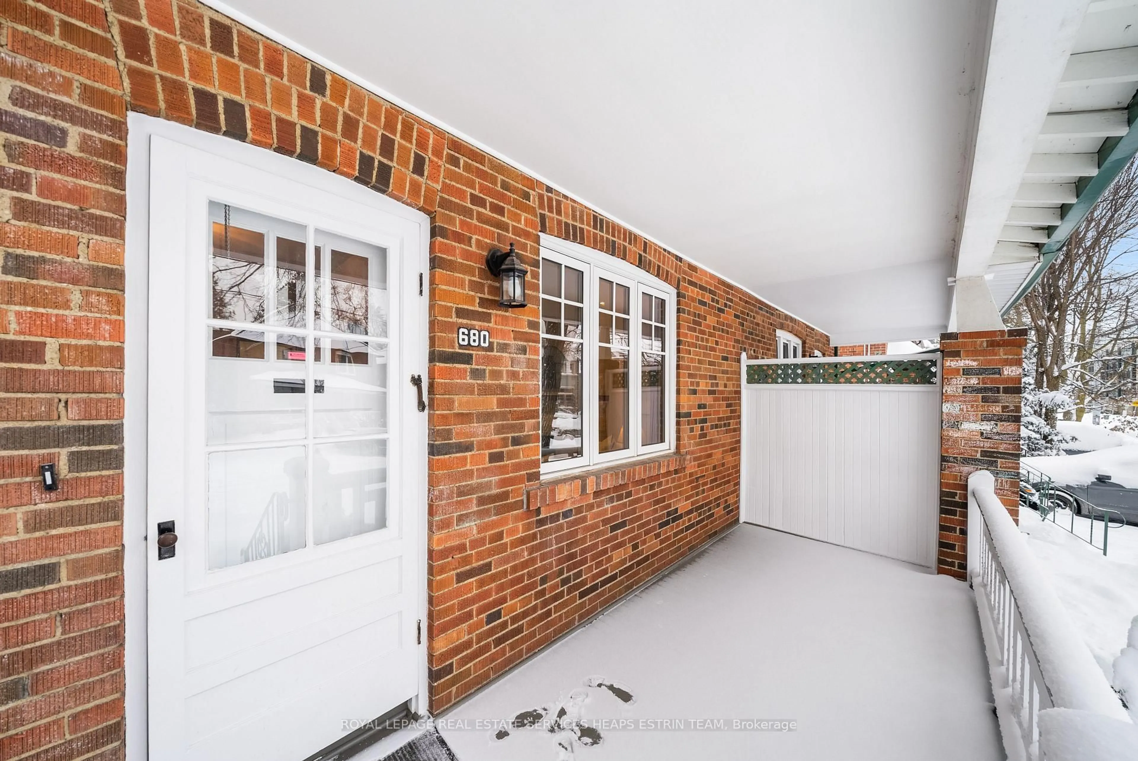 Unknown for 680 Hillsdale Ave, Toronto Ontario M4S 1V3