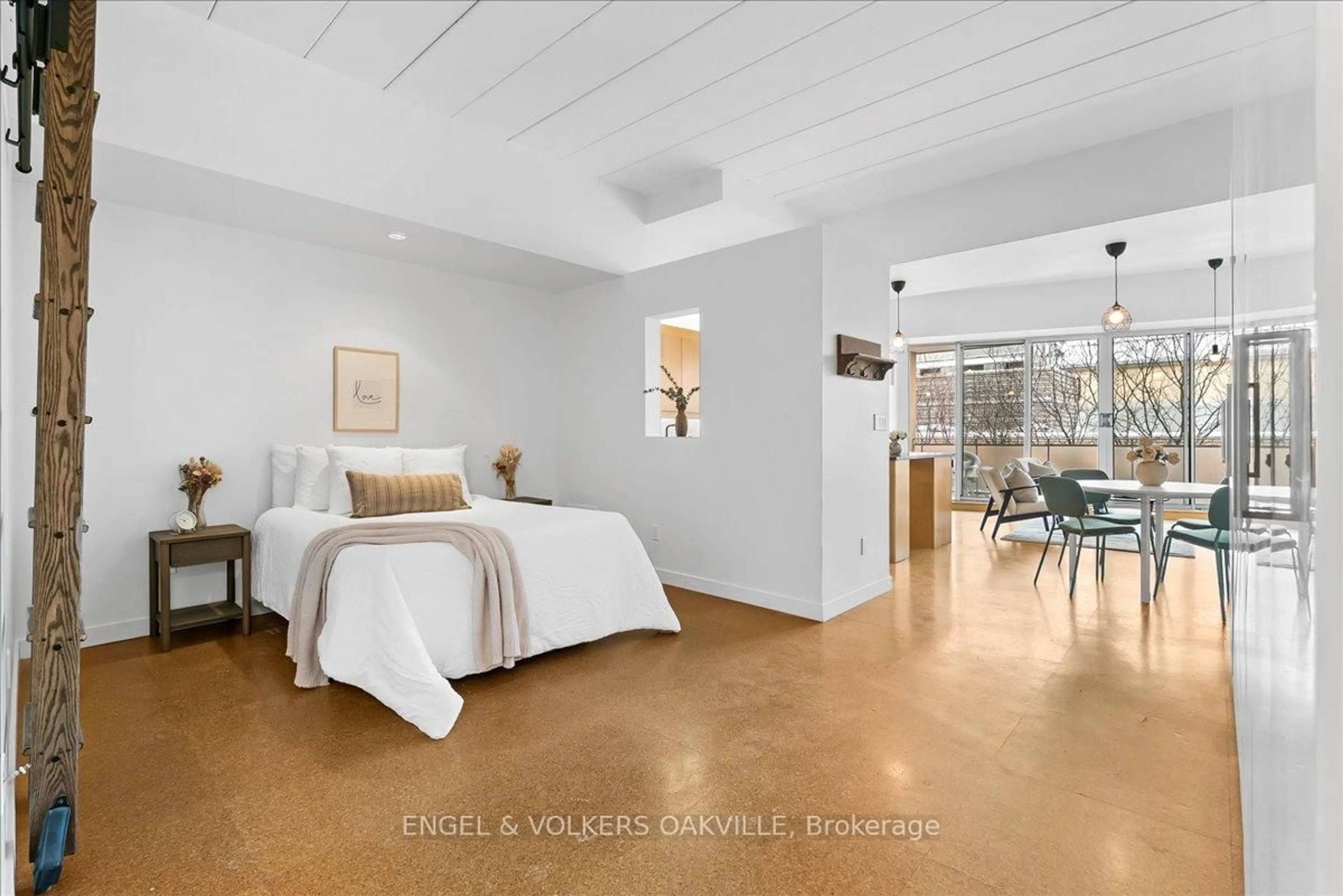 A pic of a room for 160 Baldwin St #511, Toronto Ontario M5T 3K7