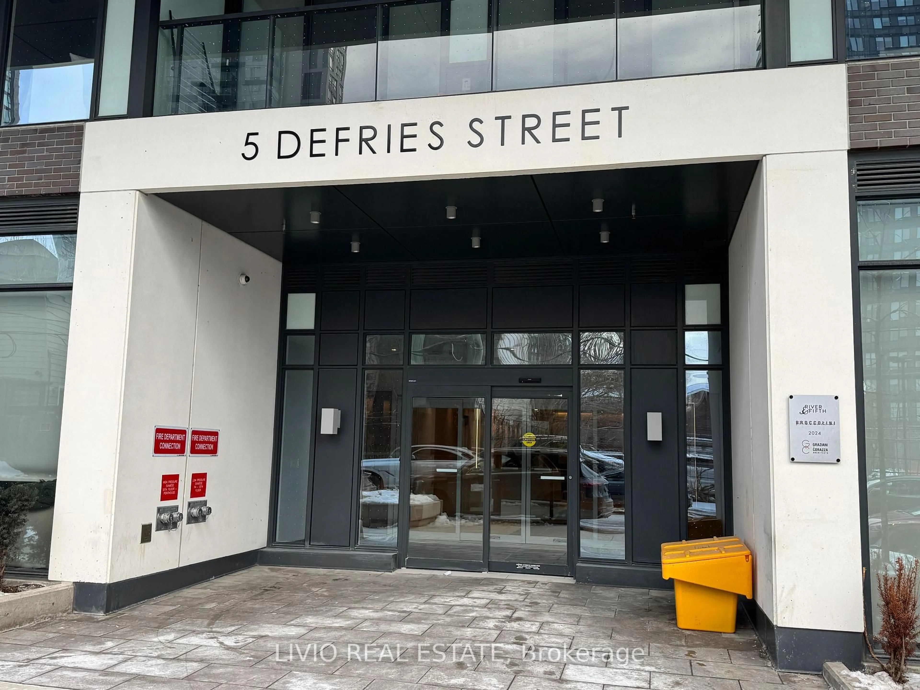 Unknown for 5 Defries St #513, Toronto Ontario M5A 0W7