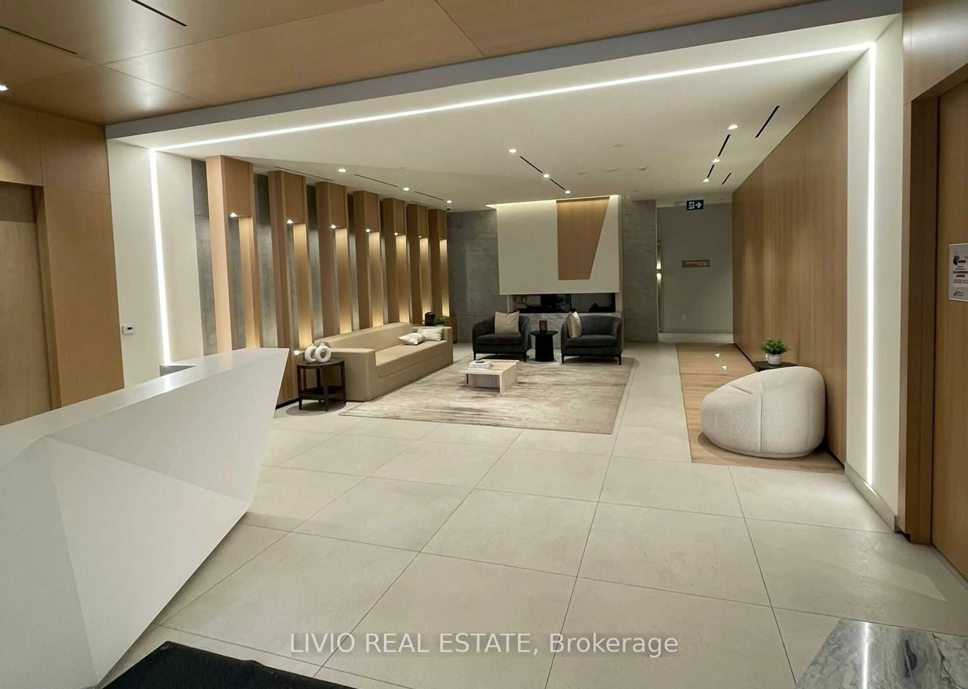 Indoor foyer for 5 Defries St #513, Toronto Ontario M5A 0W7