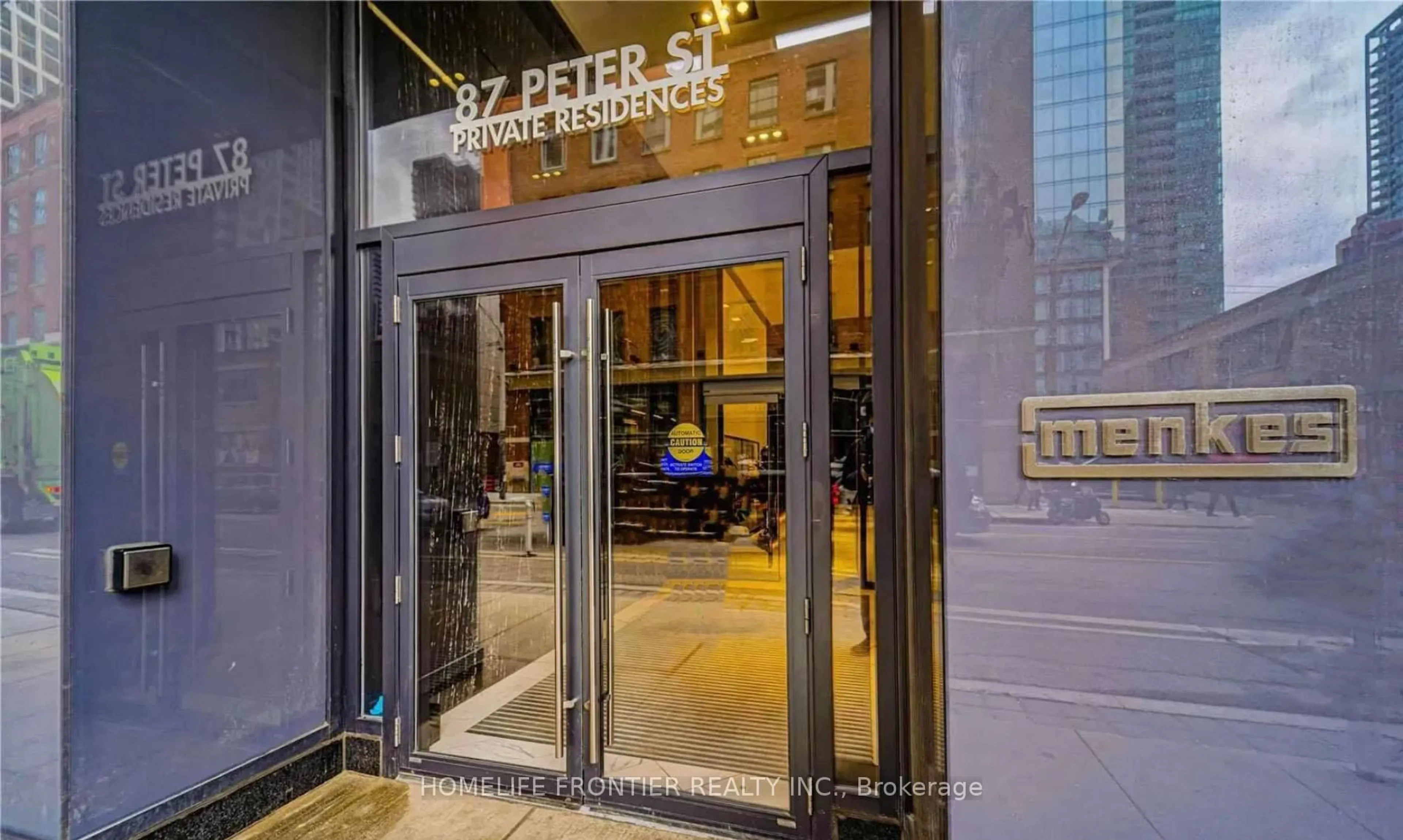 Indoor foyer for 87 Peter St #4206, Toronto Ontario M5V 0P1