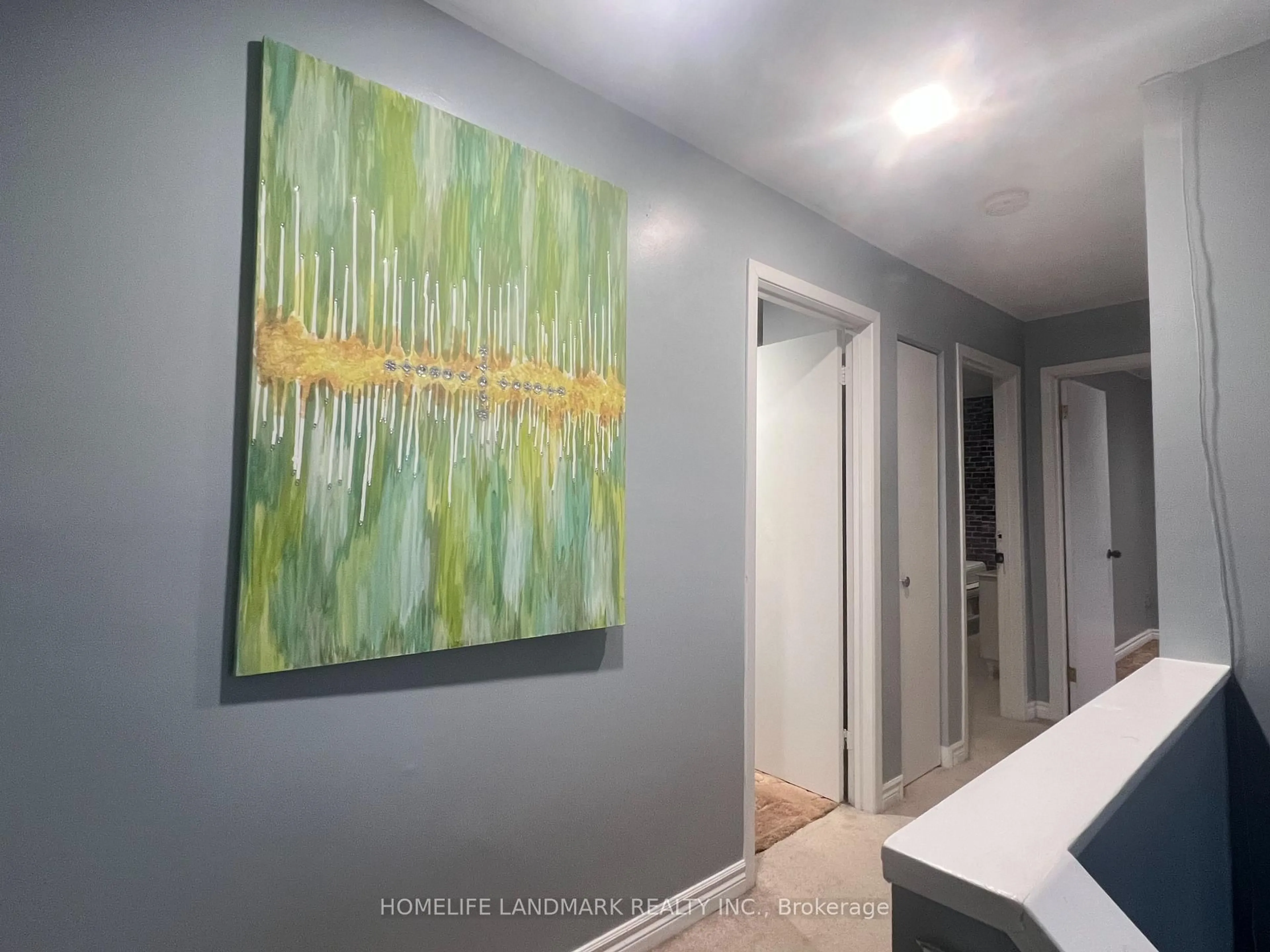 Indoor entryway for 43 Courville Coachway Way #70, Toronto Ontario M2J 3V6