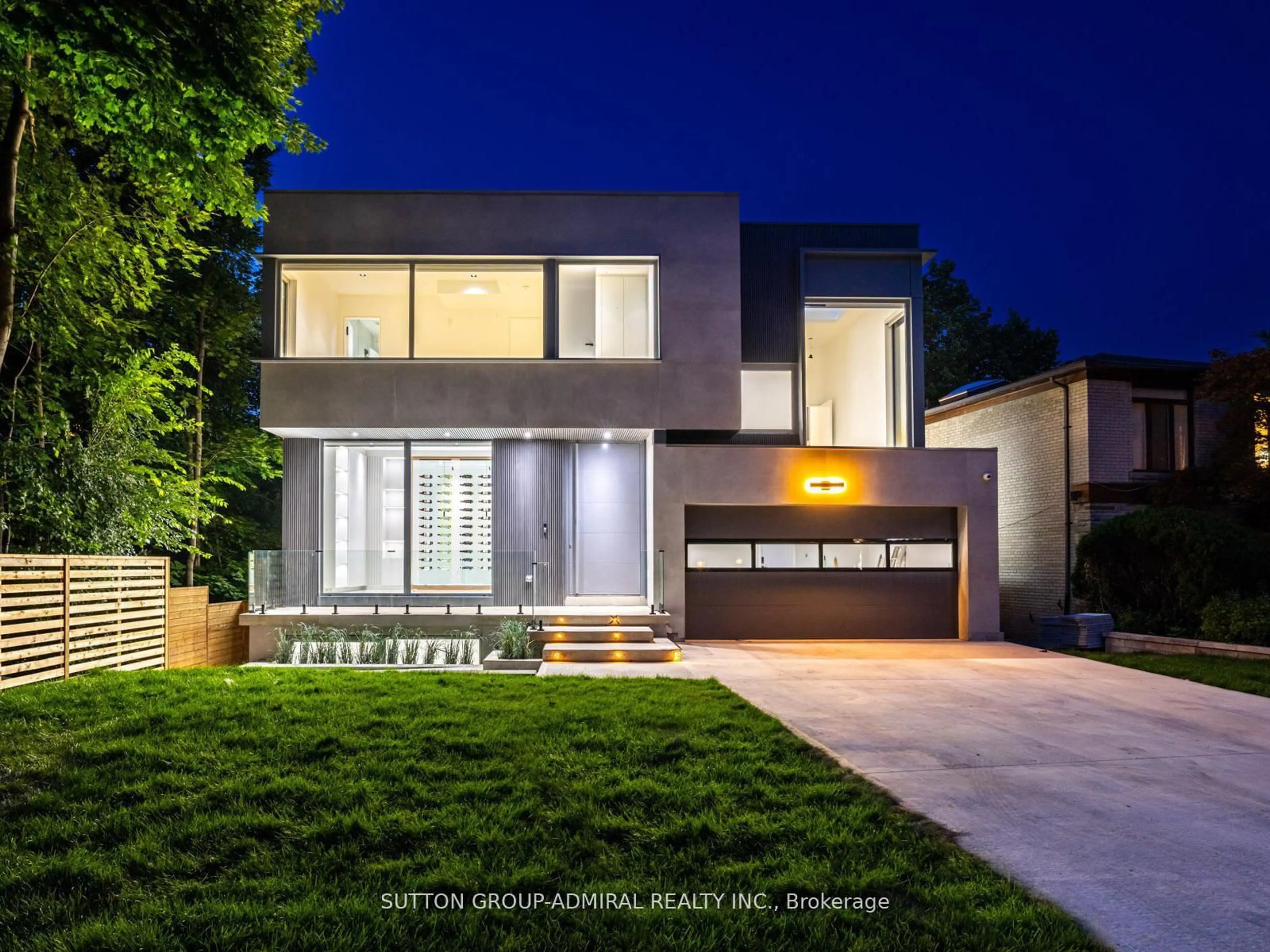 Home with brick exterior material, street for 157 Old Forest Hill Rd, Toronto Ontario M5N 2N7