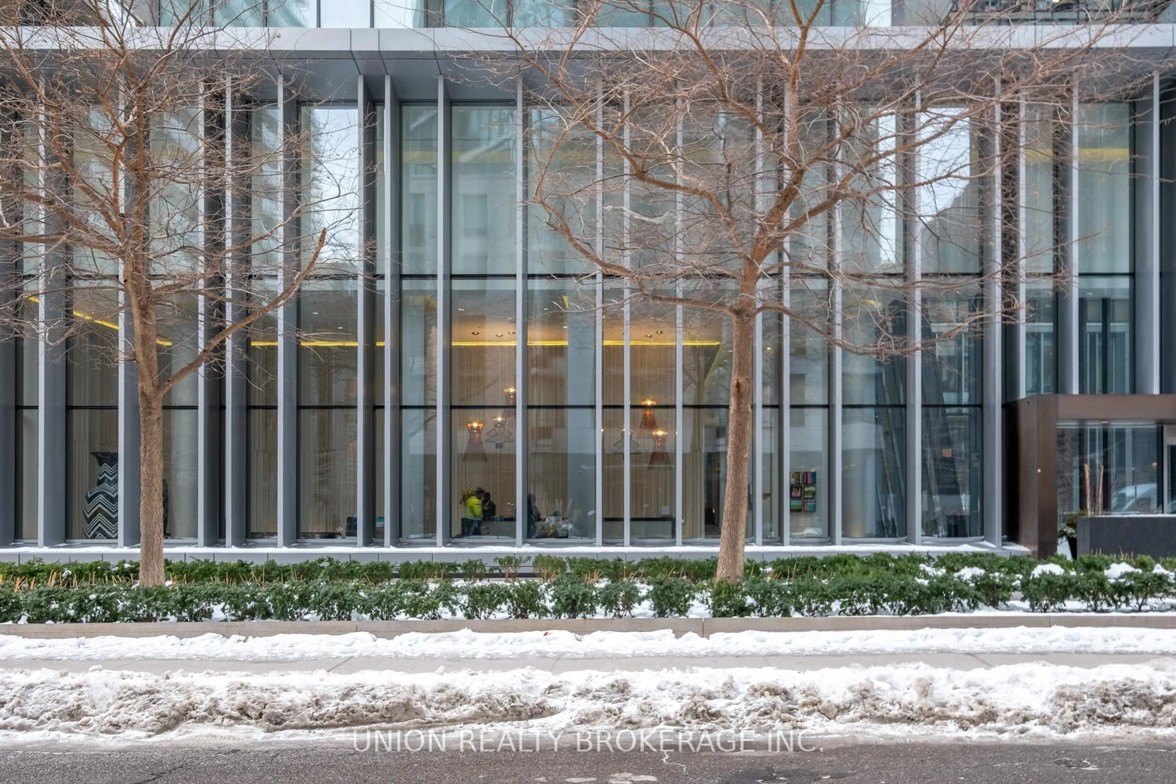 Indoor foyer for 42 Charles St #3907, Toronto Ontario M4Y 1T4