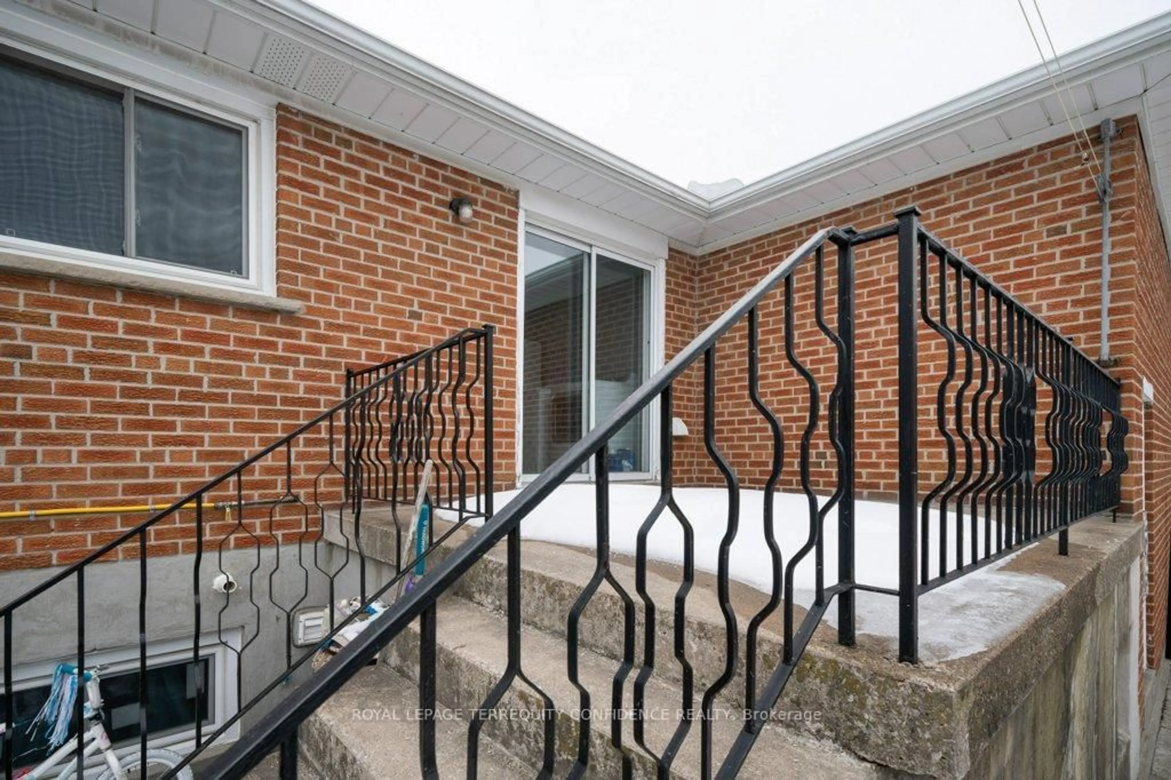 Unknown for 473 Hounslow Ave, Toronto Ontario M2R 1H9