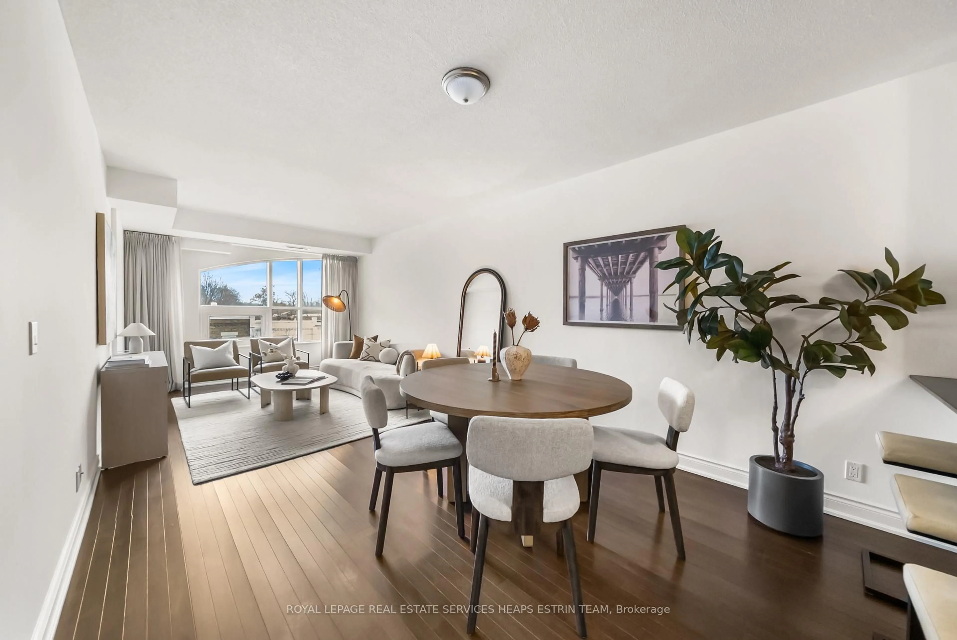 Dining room, unknown for 650 Mount Pleasant Rd #308, Toronto Ontario M4S 2N5