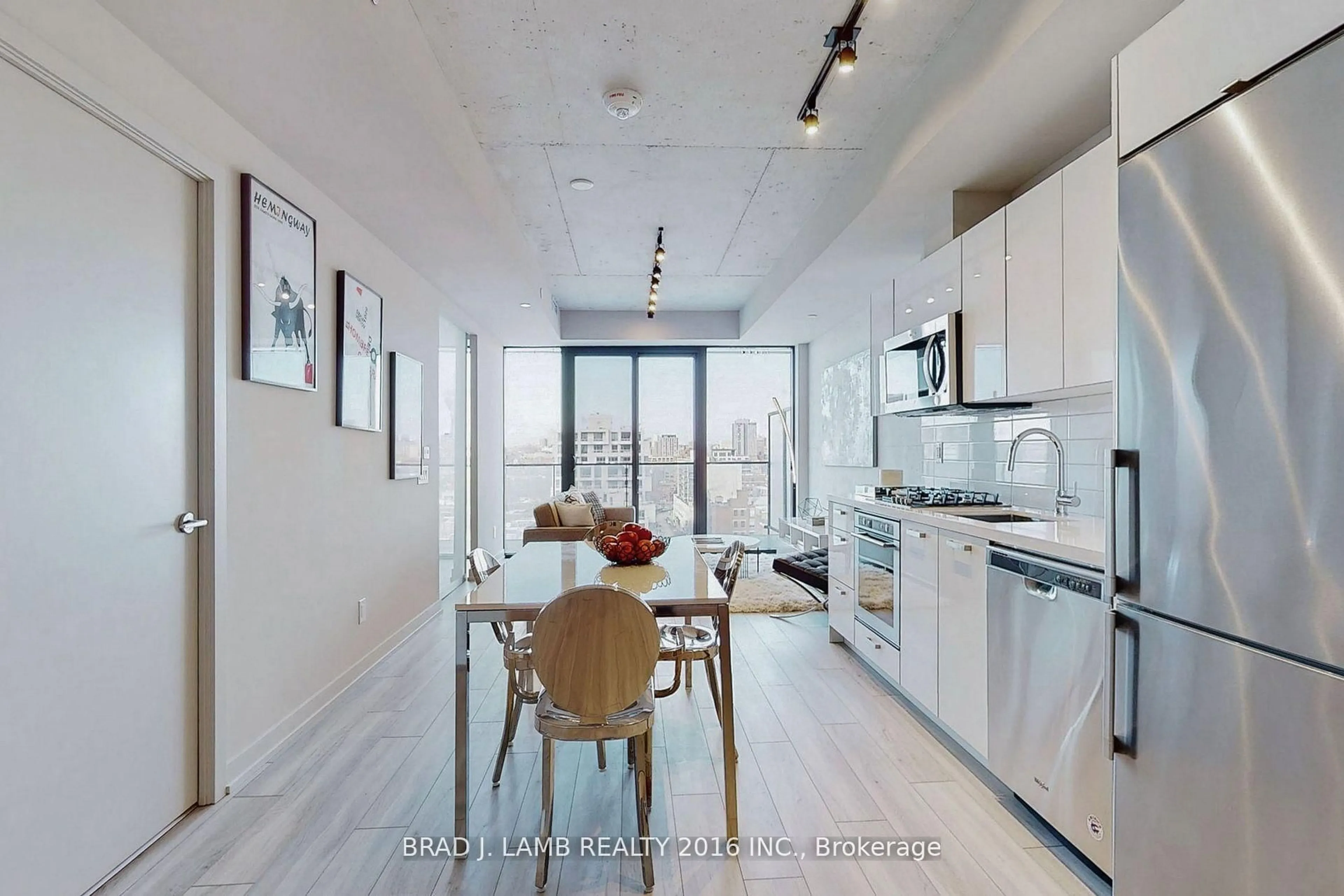Open concept kitchen, unknown for 458 Richmond St #1601, Toronto Ontario M5V 0S9