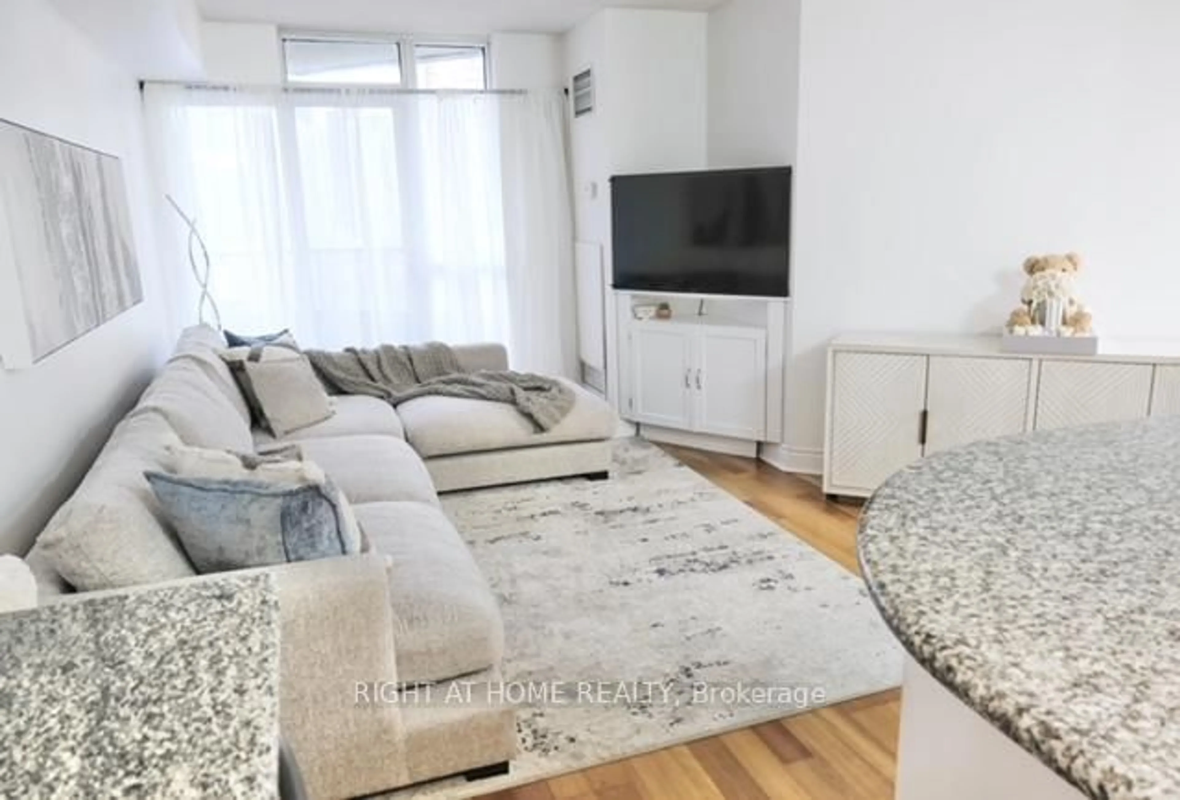 Living room with furniture, unknown for 78 Harrison Garden Blvd #701, Toronto Ontario M2N 7E2