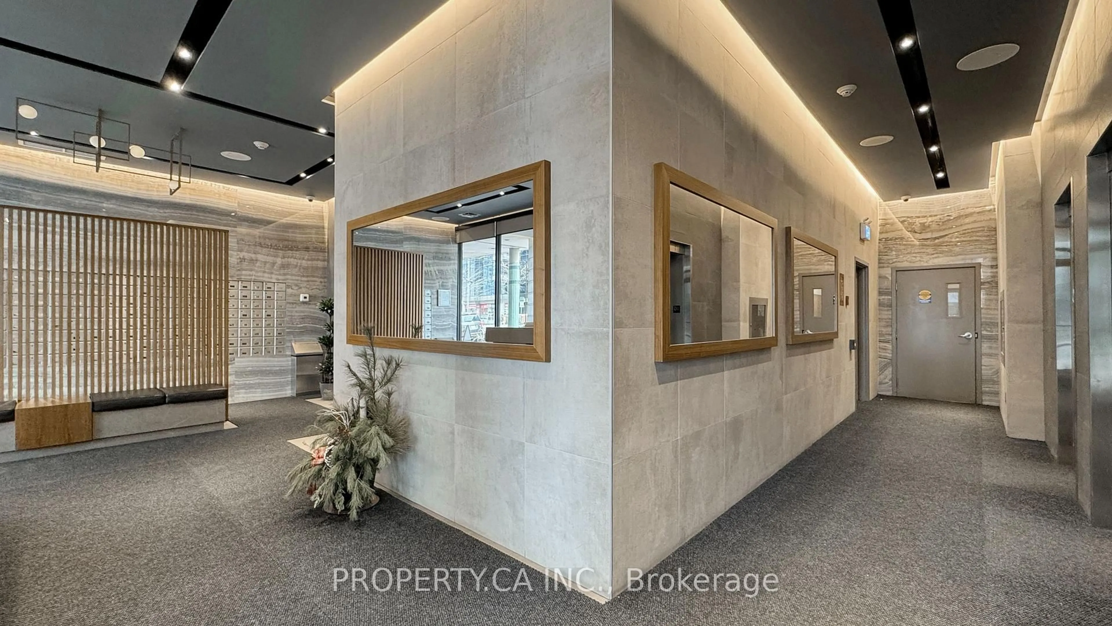 Indoor foyer for 260 Queens Quay #1606, Toronto Ontario M5J 2N3