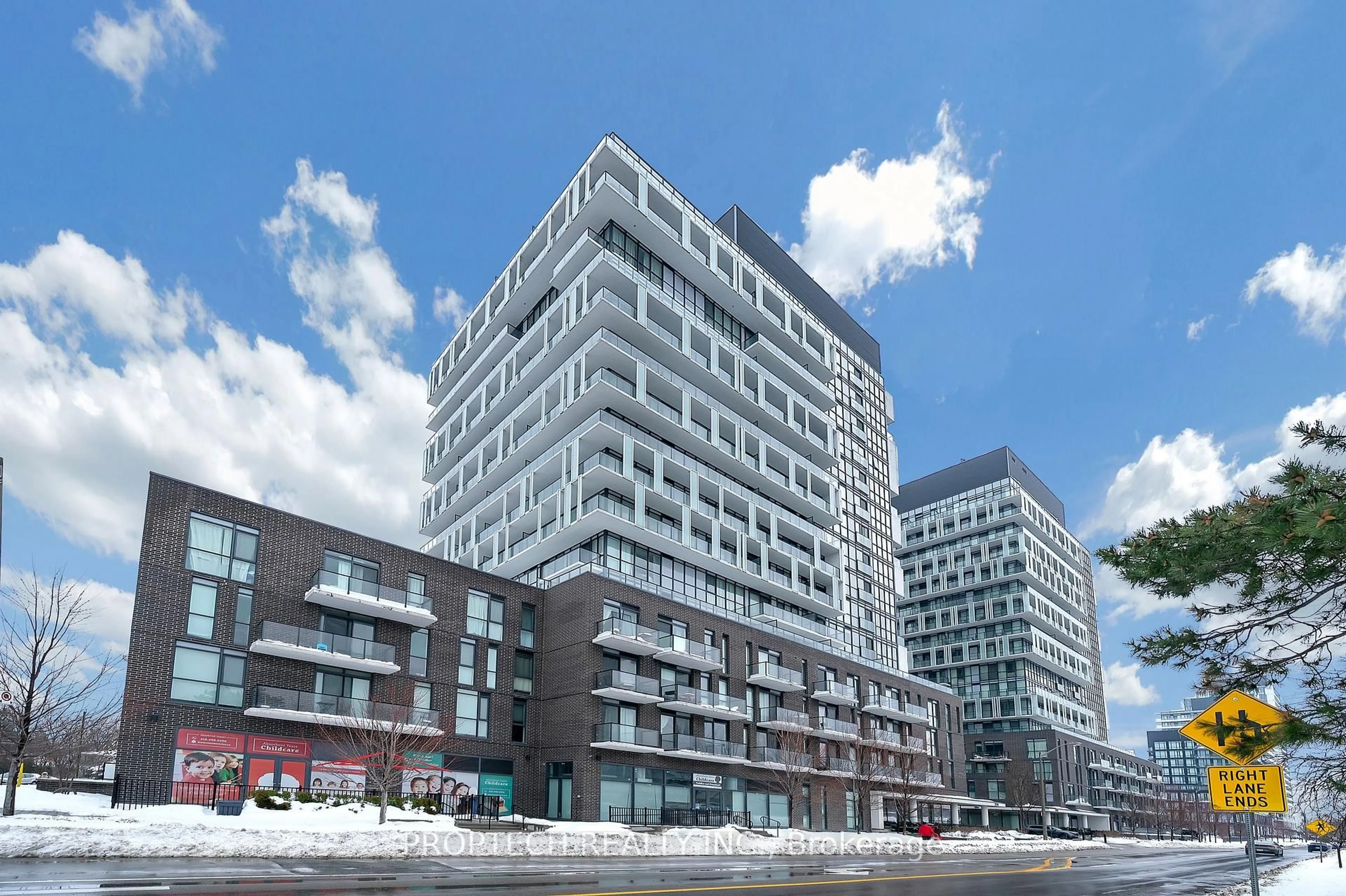 Unknown for 128 Fairview Mall Dr #207, Toronto Ontario M2J 0E8