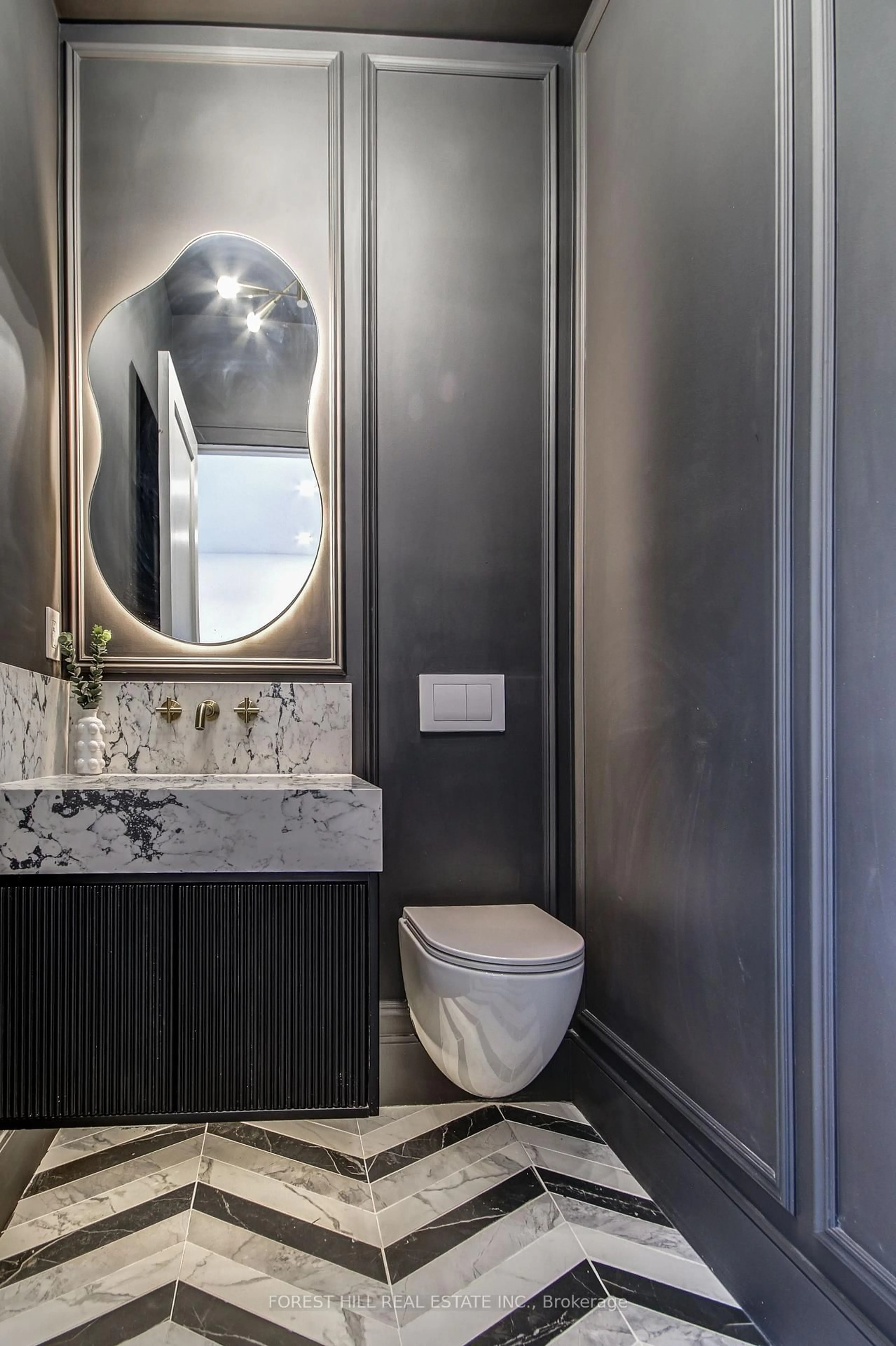 Contemporary bathroom, unknown for 21 Foxley St, Toronto Ontario M6J 1P9