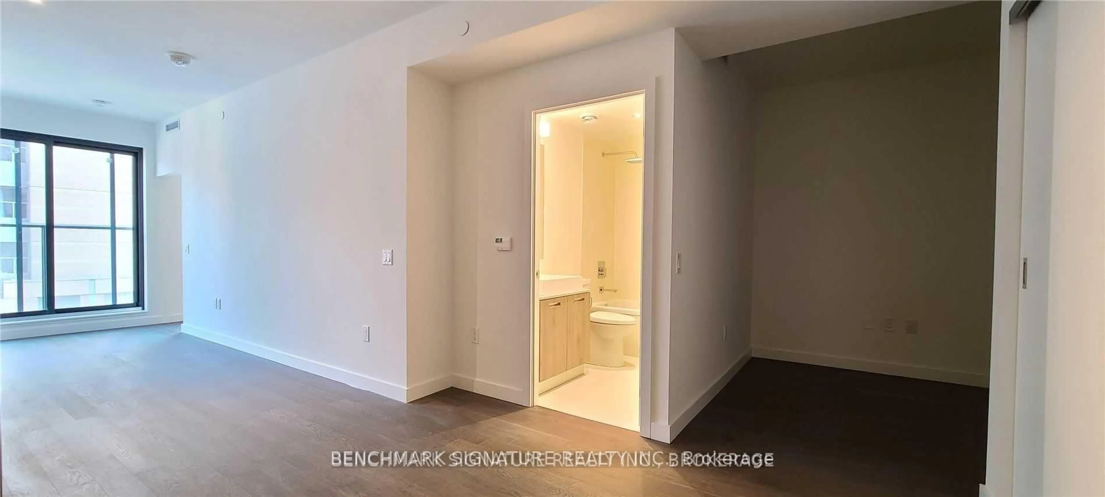 A pic of a room for 2A Church St #615, Toronto Ontario M5E 0E1