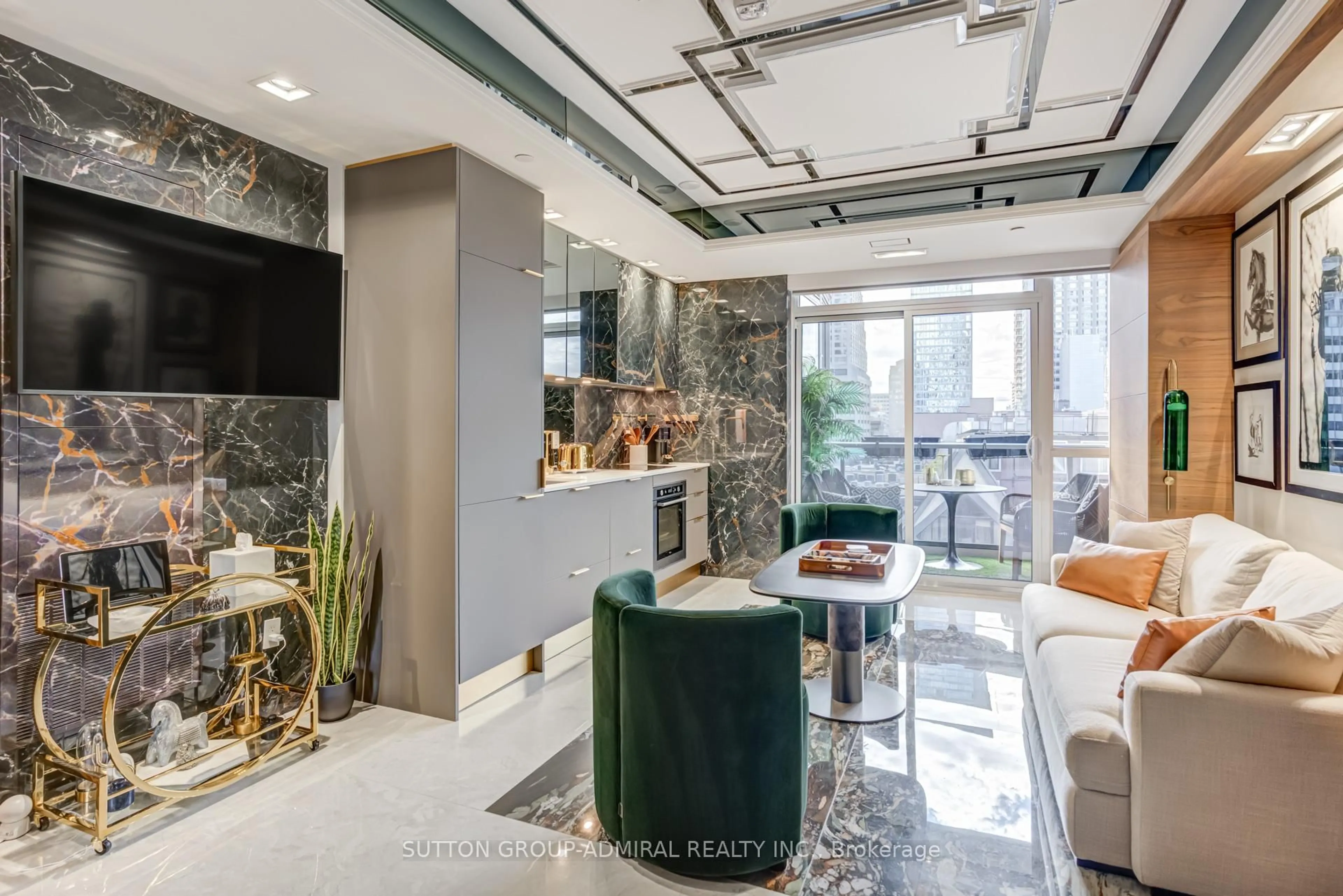 Unknown for 88 Cumberland St #505, Toronto Ontario M5R 0C8