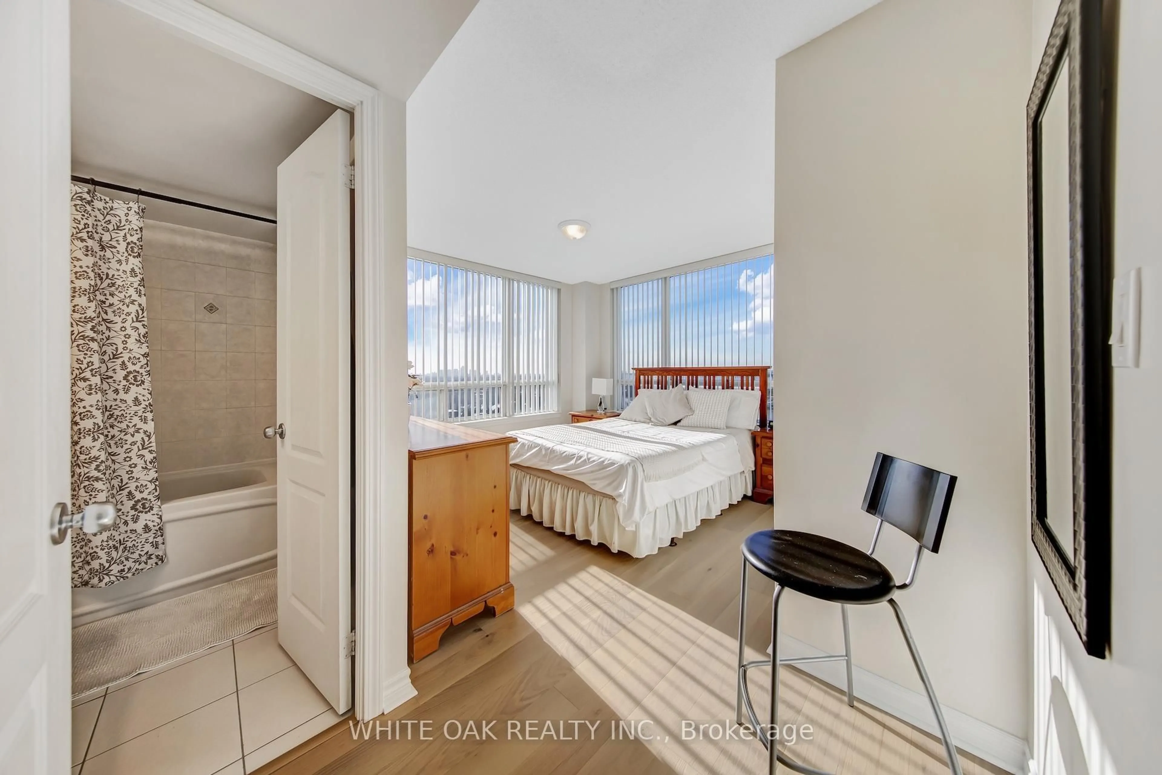 Bedroom with bed, unknown for 3 Rean Dr #1112, Toronto Ontario M2K 3C2