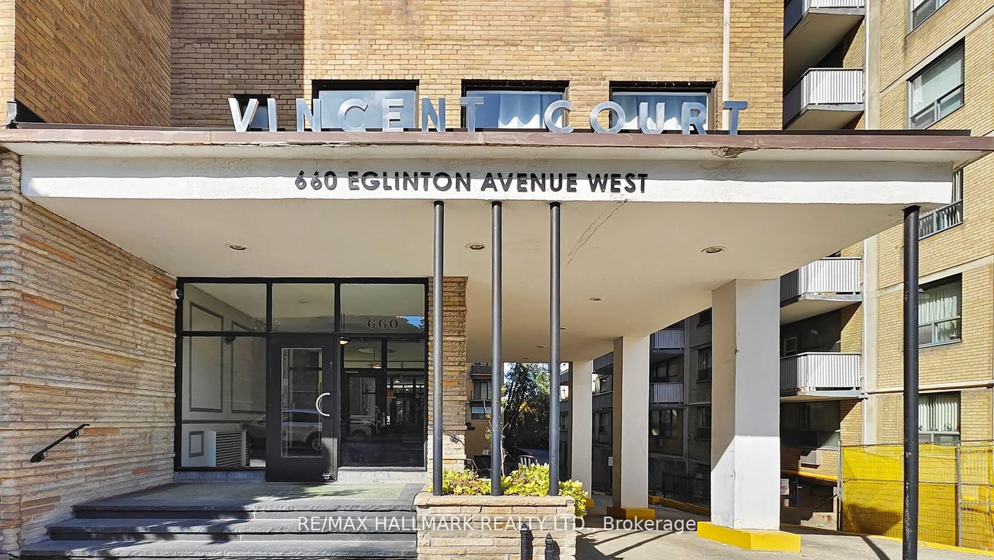 Lobby for 660 Eglinton Ave #508, Toronto Ontario M5N 1C3