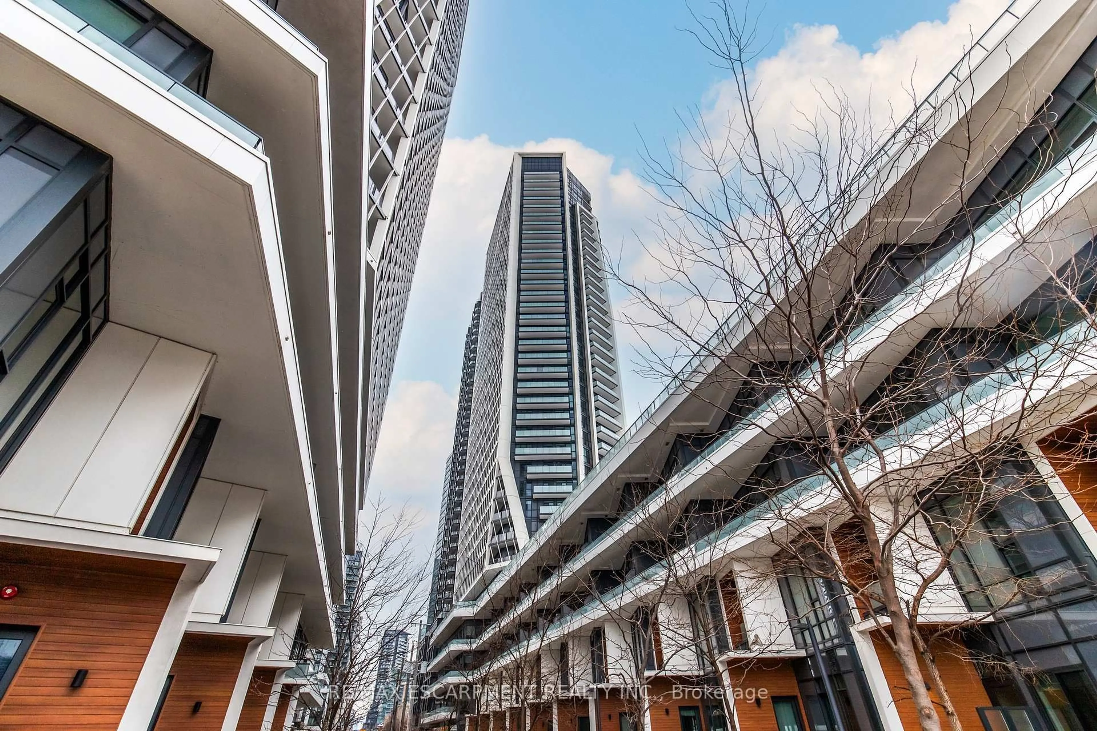 Unknown for 50 Ordnance St #216, Toronto Ontario M6K 0C9