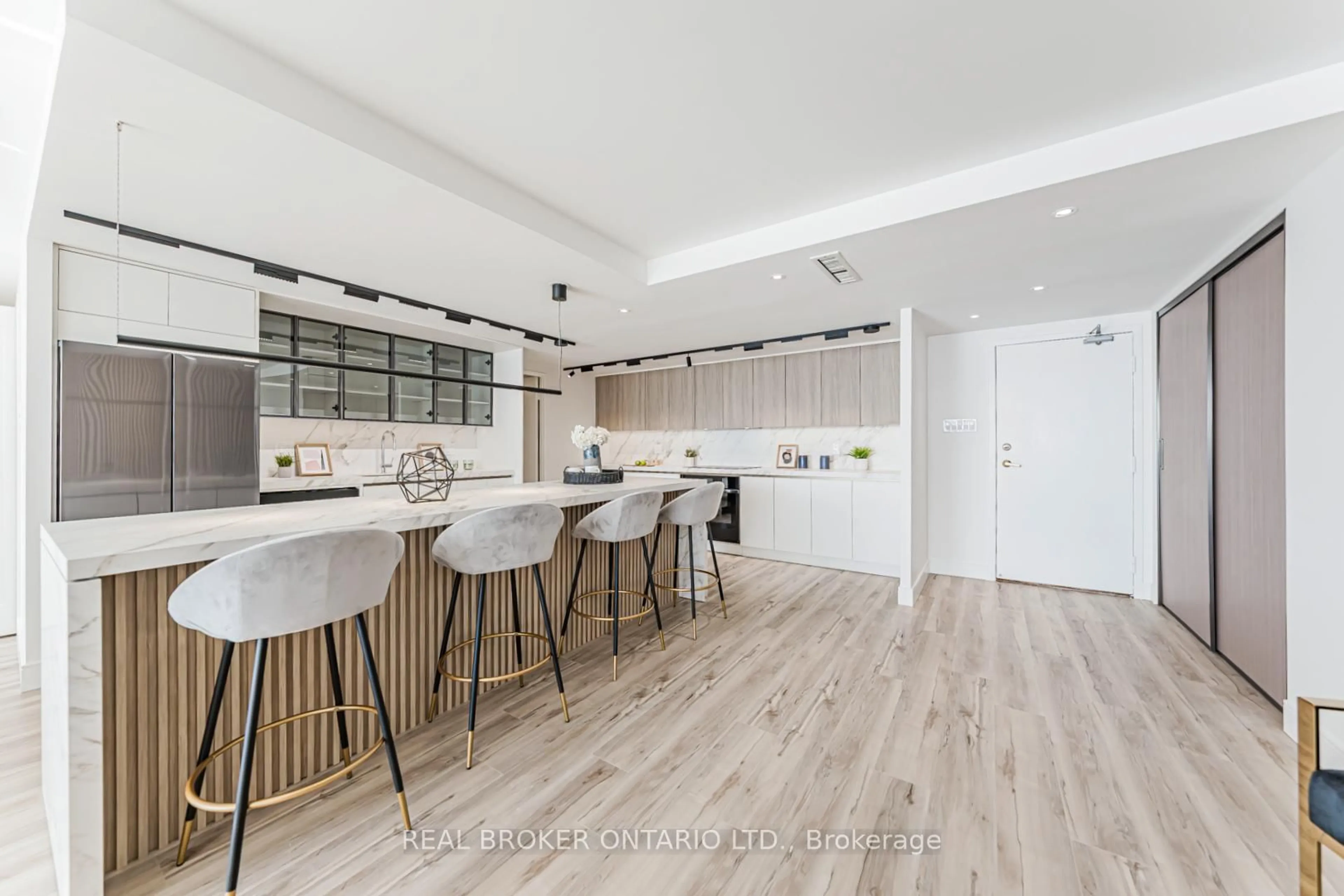 Open concept kitchen, unknown for 131 Torresdale Ave #1708, Toronto Ontario M2R 3T1