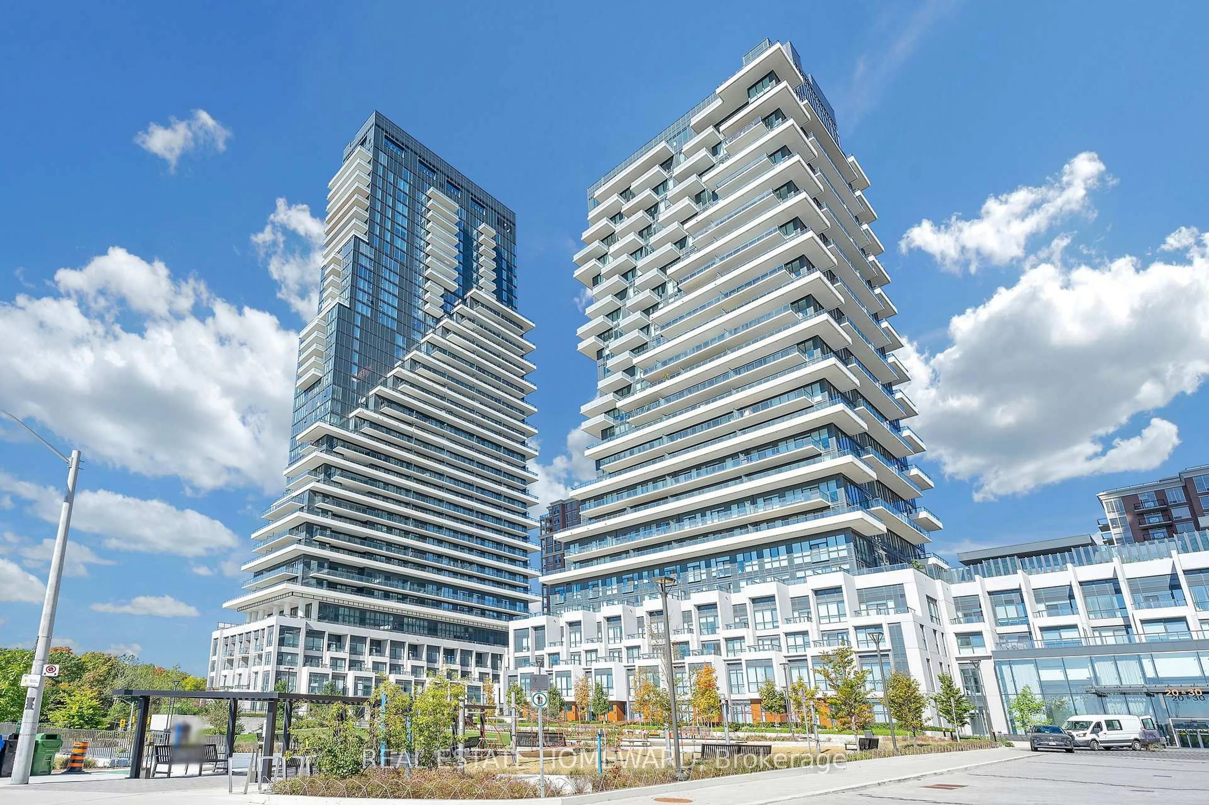 Patio, unknown for 20 Inn On The Park Dr #2039, Toronto Ontario M3C 0P8