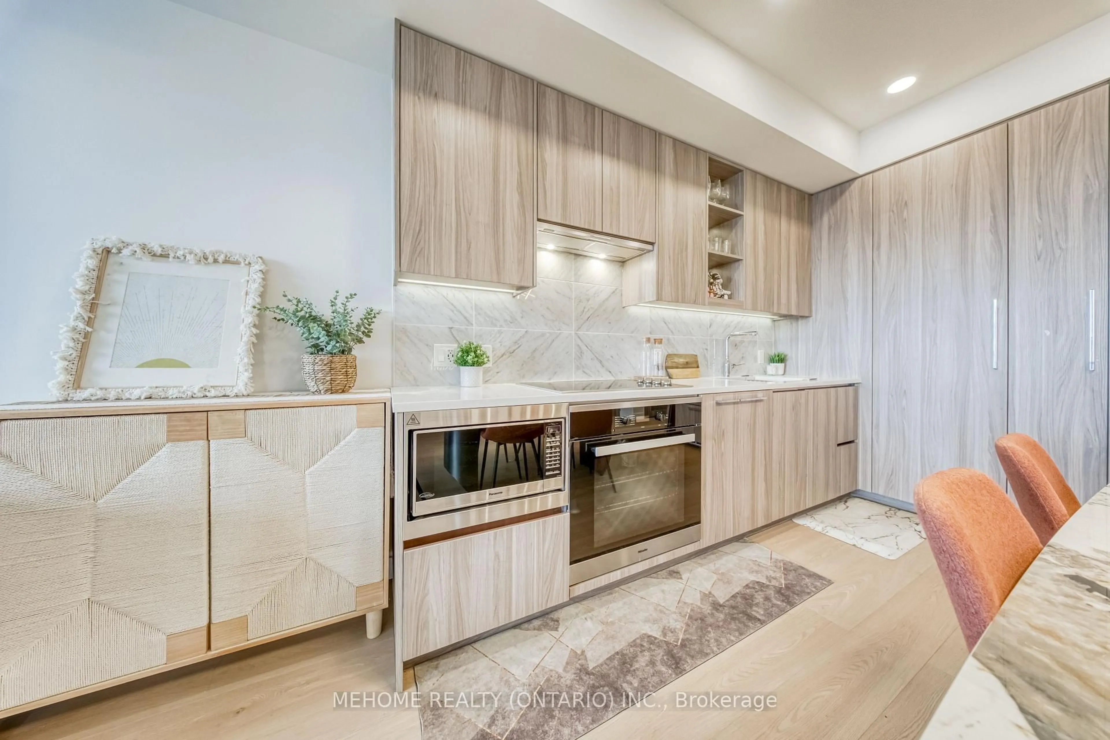 Contemporary kitchen, unknown for 95 McMahon Dr #3907, Toronto Ontario M2K 0H1