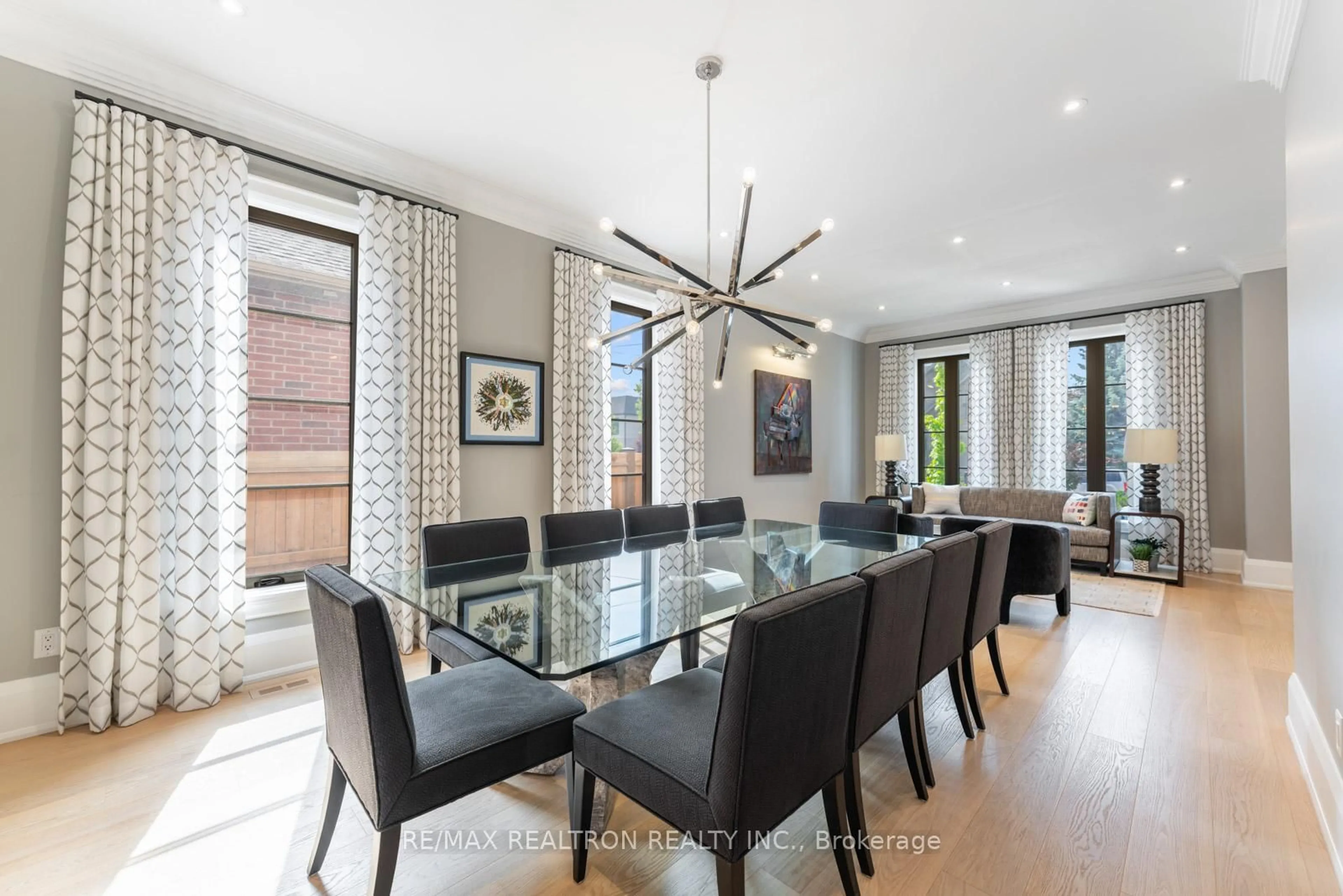Dining room, ceramic/tile floor for 20 Sunbeam Ave, Toronto Ontario M3H 1W7
