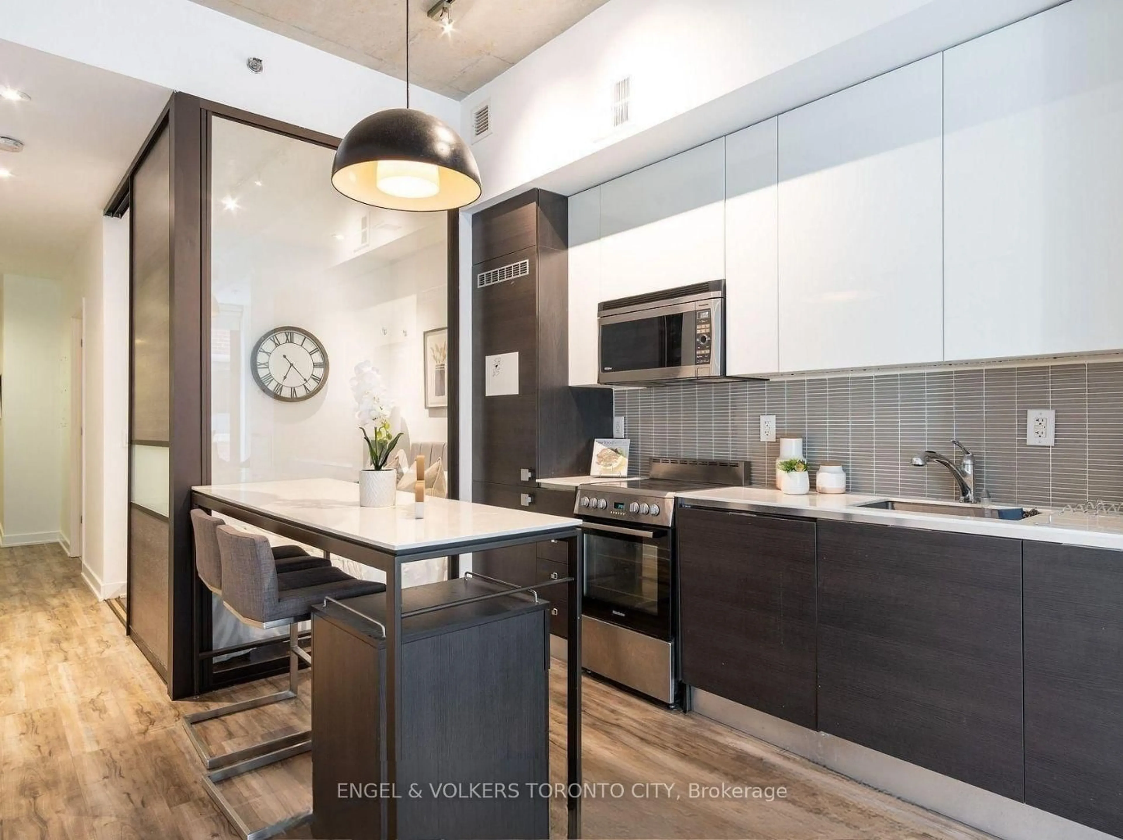 Open concept kitchen, unknown for 8 Dovercourt Rd #209, Toronto Ontario M6J 0B6